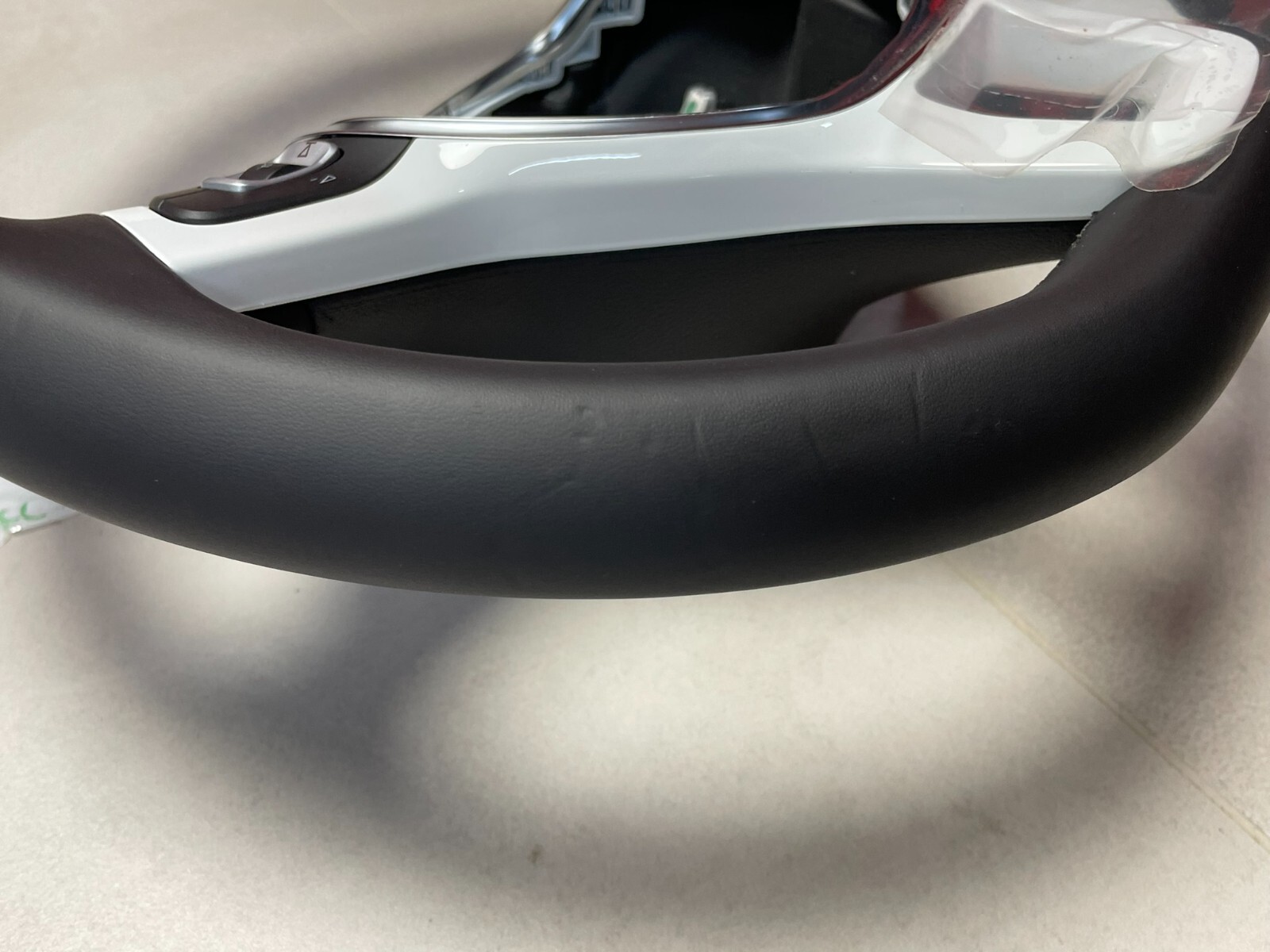 VW UP SPORT LENKRAD LEDER CHROM-SCHWARZ-WEISS 1S0419091AF Fast Neu Test Wagen.. - Obrázek 12