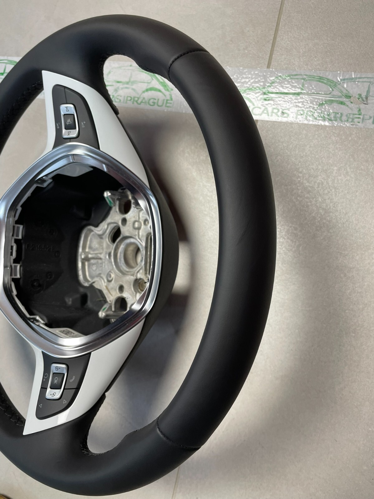 VW UP SPORT LENKRAD LEDER CHROM-SCHWARZ-WEISS 1S0419091AF Fast Neu Test Wagen.. - Obrázek 18