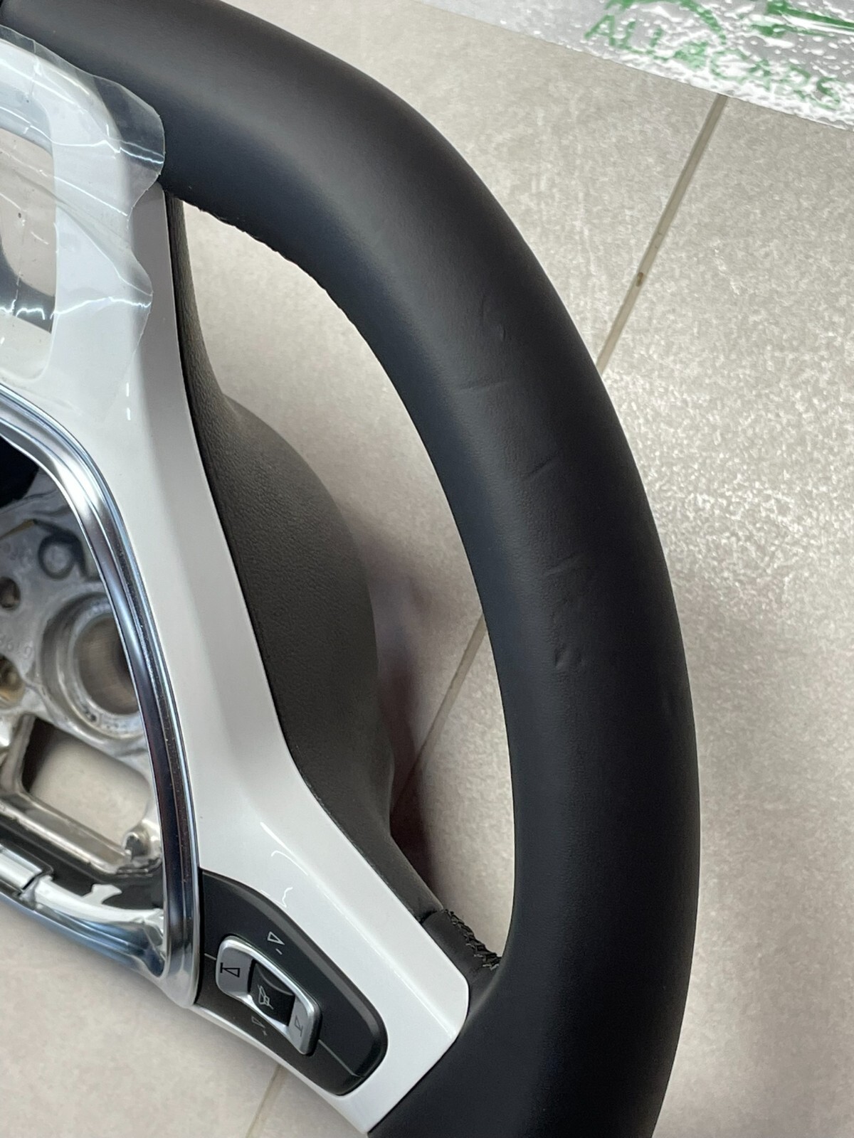 VW UP SPORT LENKRAD LEDER CHROM-SCHWARZ-WEISS 1S0419091AF Fast Neu Test Wagen.. - Obrázek 20