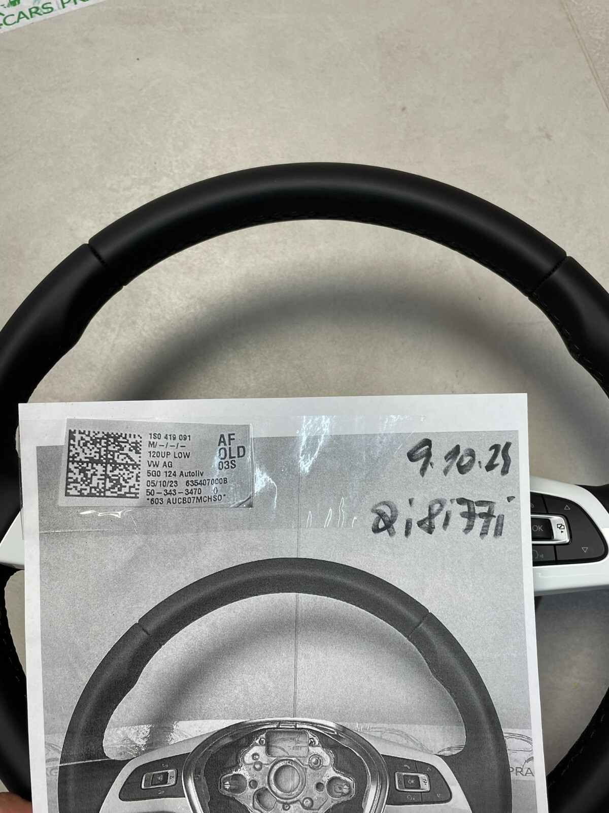 VW UP SPORT LENKRAD LEDER CHROM-SCHWARZ-WEISS 1S0419091AF Fast Neu Test Wagen.. - Obrázek 25