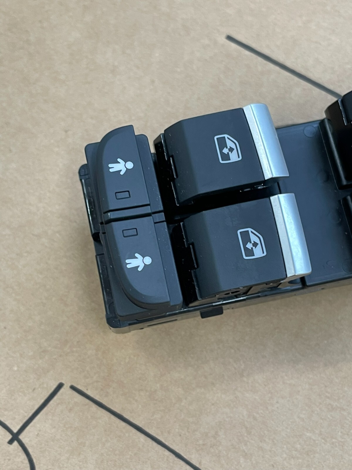 4M0959851B AUDI Q7 Q5 A5 A4 SCHALTER ELEKTRISCHEN FENSTERHEBER FAHR.SEITE OE NEU - Obrázek 16