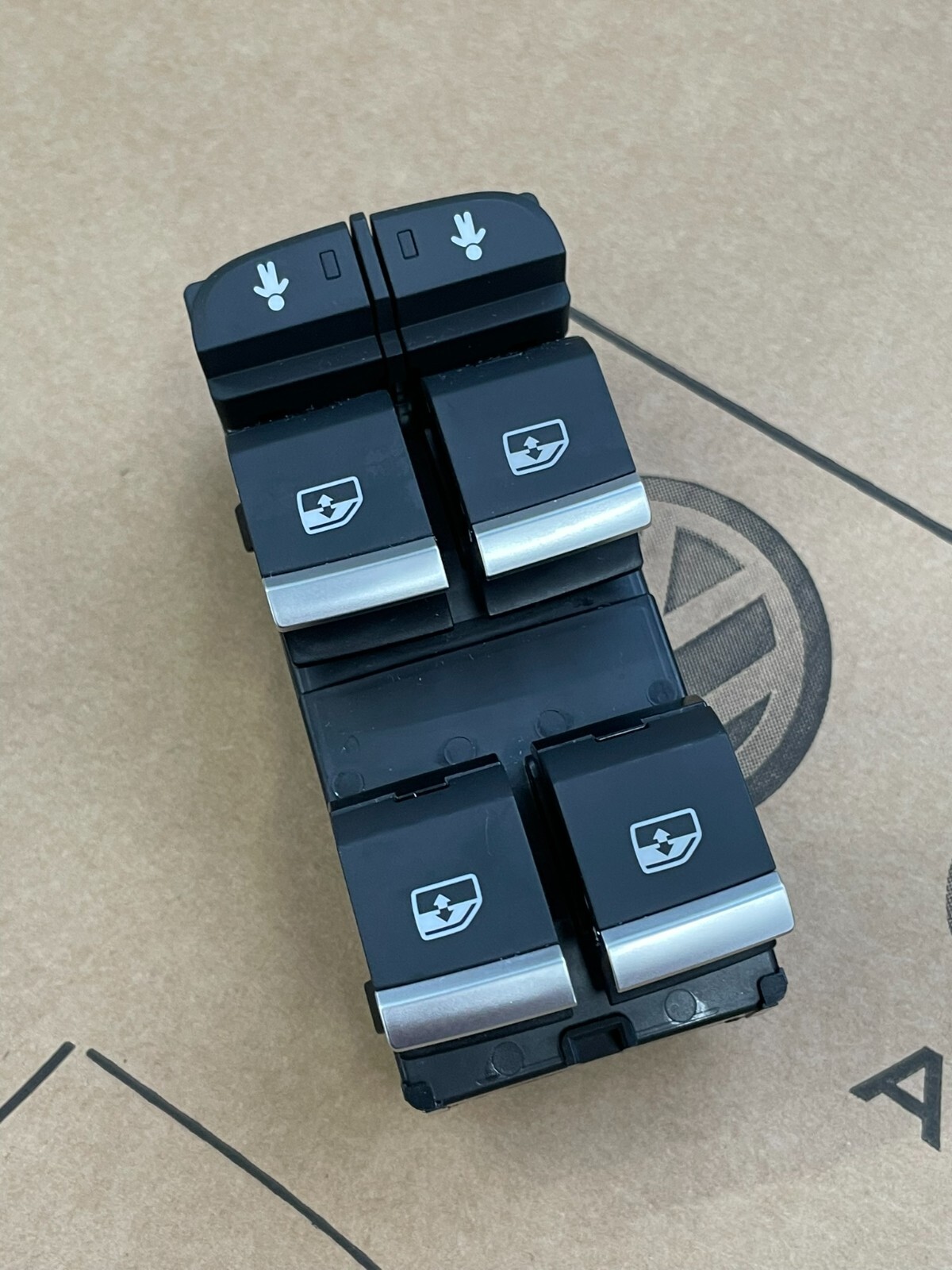 4M0959851B AUDI Q7 Q5 A5 A4 SCHALTER ELEKTRISCHEN FENSTERHEBER FAHR.SEITE OE NEU - Obrázek 17