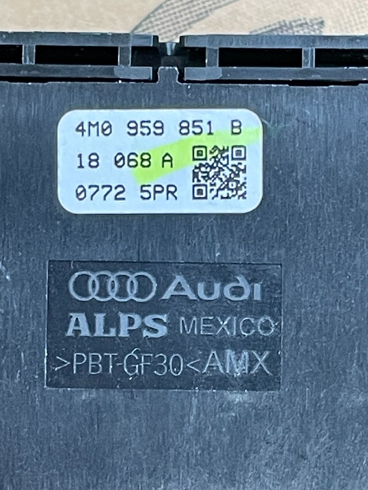 4M0959851B AUDI Q7 Q5 A5 A4 SCHALTER ELEKTRISCHEN FENSTERHEBER FAHR.SEITE OE NEU - Obrázek 3