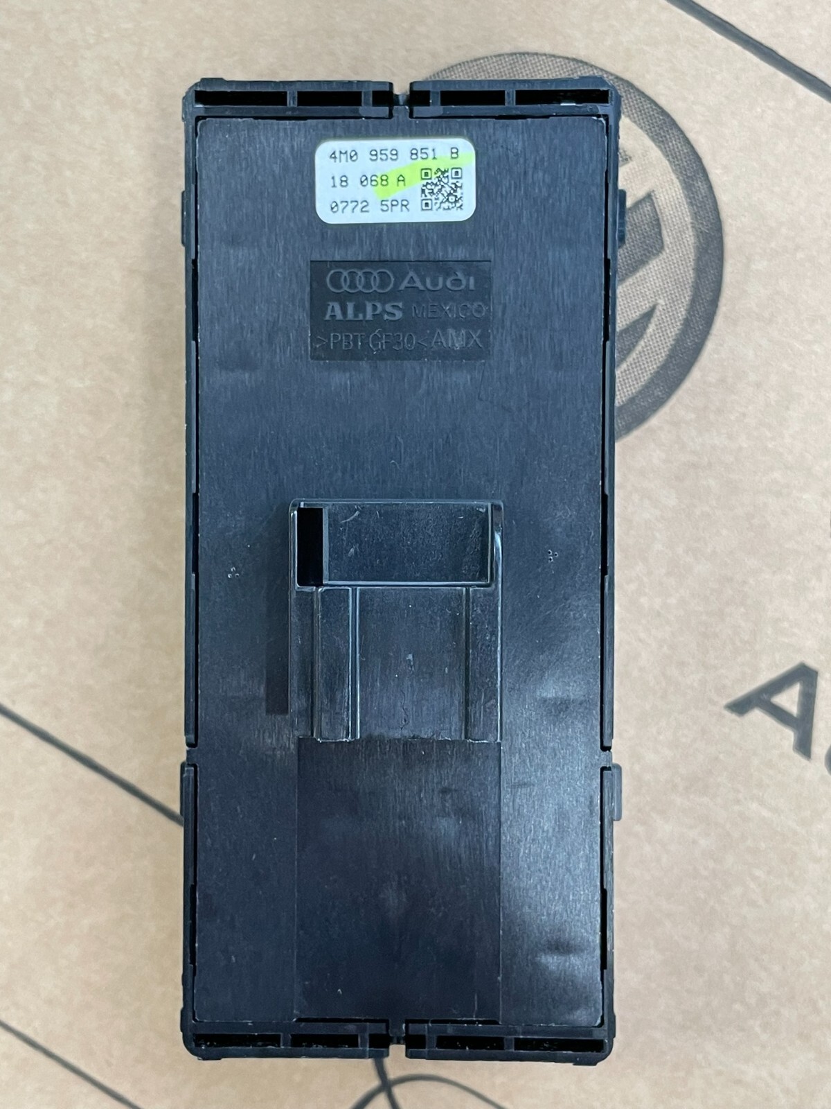 4M0959851B AUDI Q7 Q5 A5 A4 SCHALTER ELEKTRISCHEN FENSTERHEBER FAHR.SEITE OE NEU - Obrázek 22