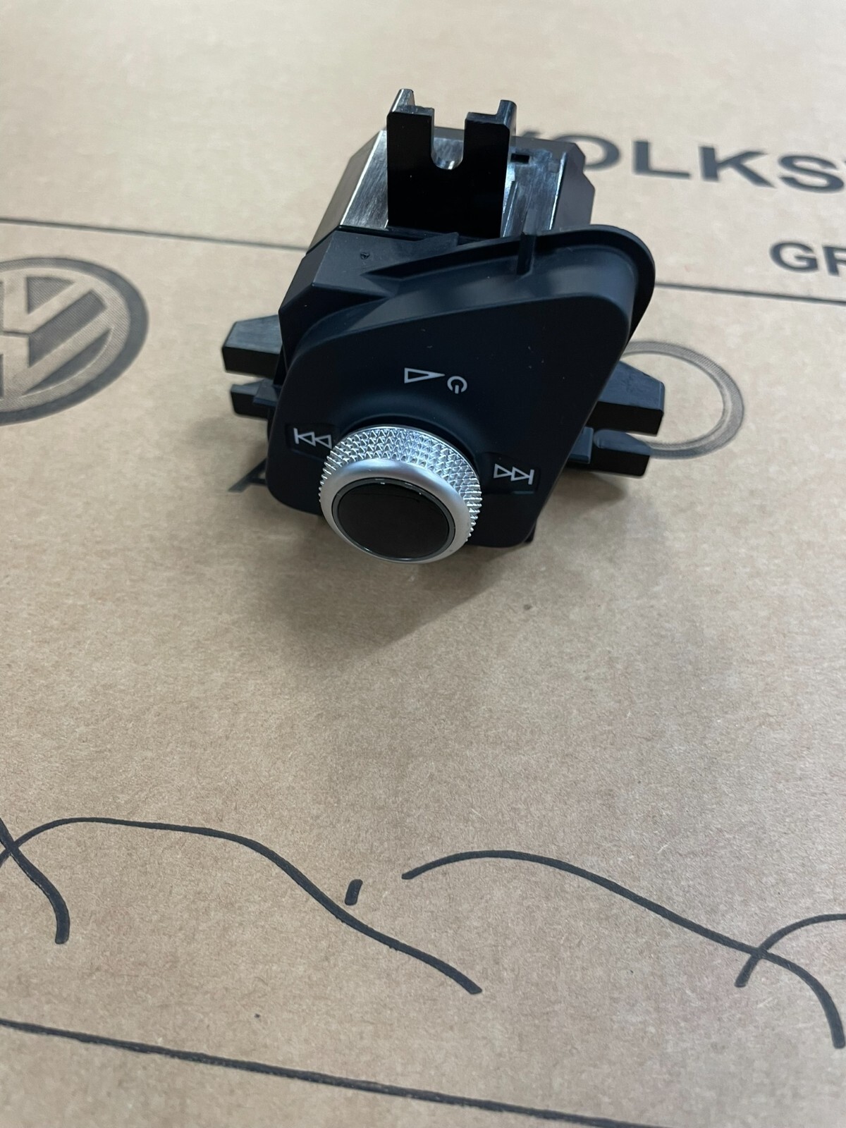 4M1919616B AUDI Q7 4M LAUTSTÄRKEREGLER SCHALTTAFEL 4M1919616B Fast Neu Test Car - Obrázek 14