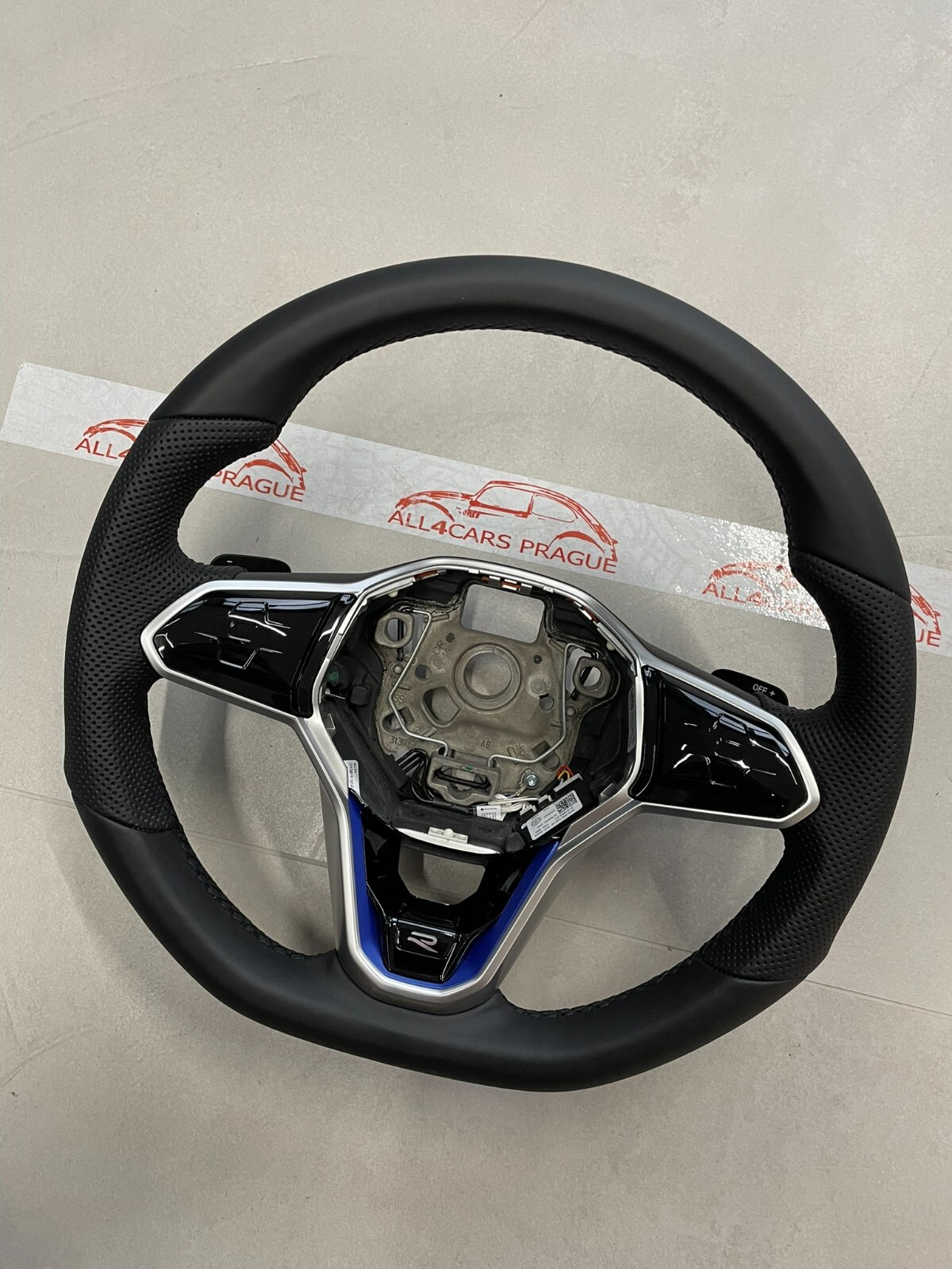 5H0419089GC VW LENKRAD SPORT R LOGO ABGEFLACHT GELOCHT VW GOLF ARTEON TIGUAN....