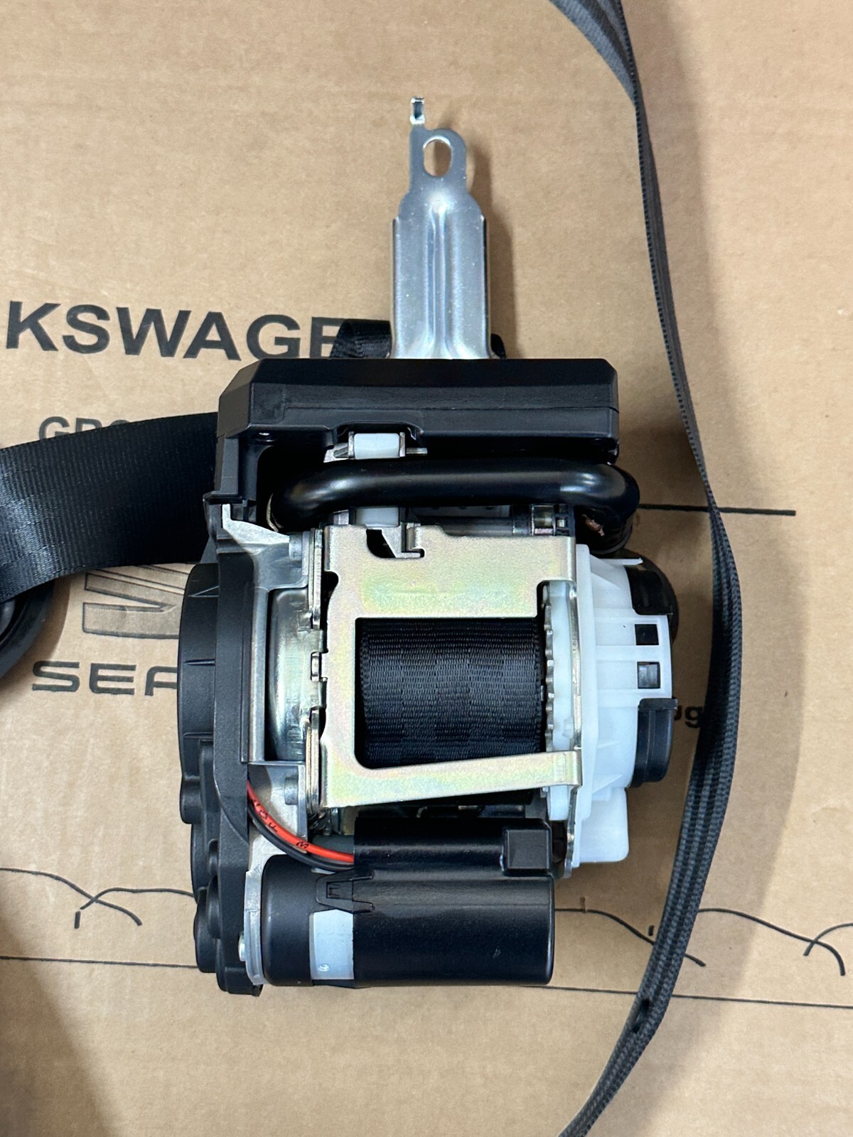 9Y0857705J PORSCHE CAYENNE SICHERHEITSGURT BLACK FRONT LEFT 9Y0857705J ORIG.NEU - Obrázek 9