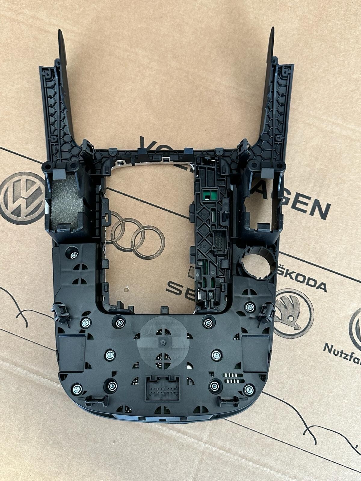 AUDI A4 A5 Q5 BEDIENUNGSEINHEIT FÜR MULTI-MEDIASYSTEM MMI 8T0919611L FAST NEU ! - Obrázek 12