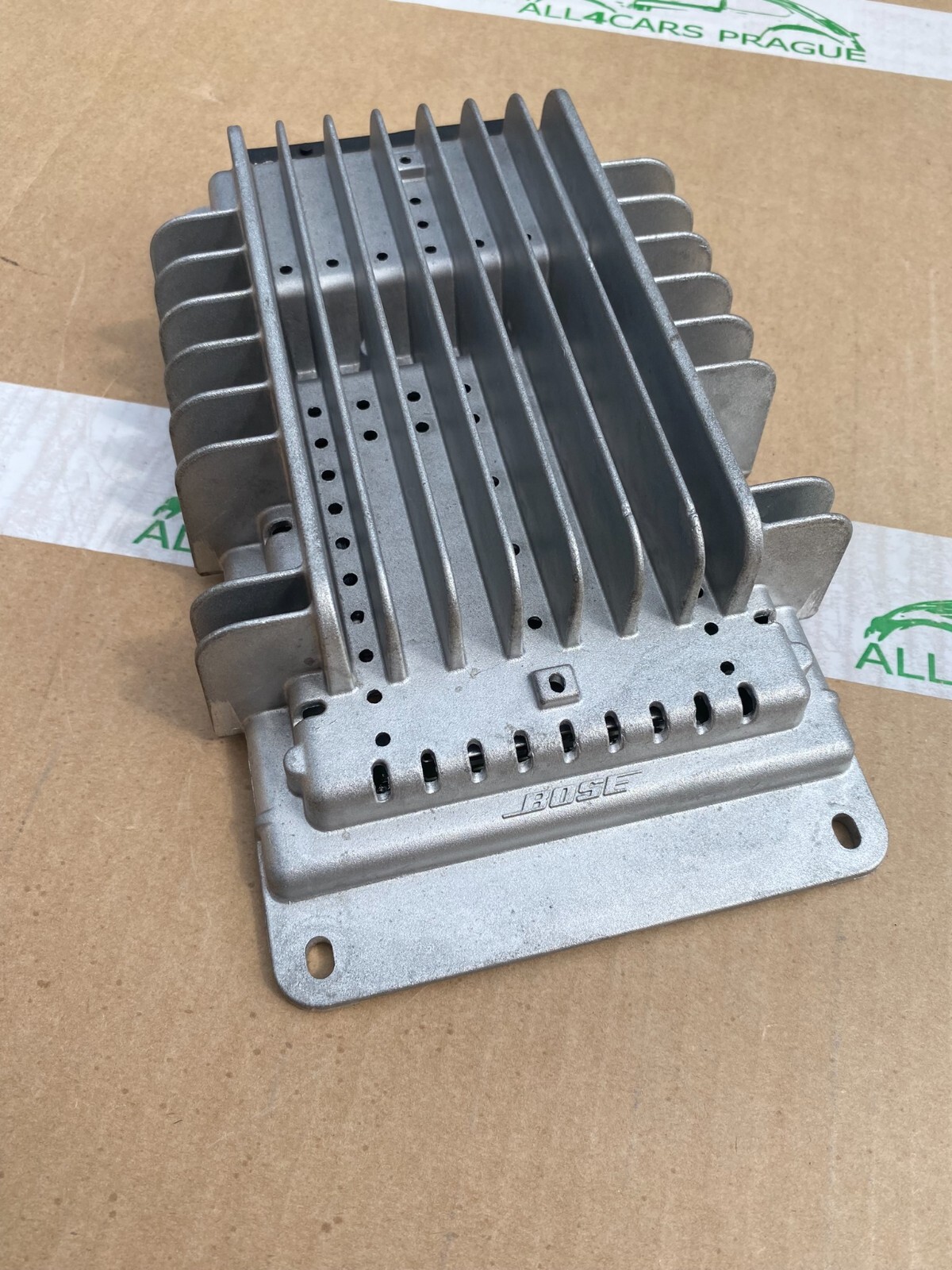 AUDI A4/S4 VERSTÄRKER BOSE SOUNDSYSTEM SOUND 8H0035223B ORIGINAL AUDI BOSE TEIL - Obrázek 5