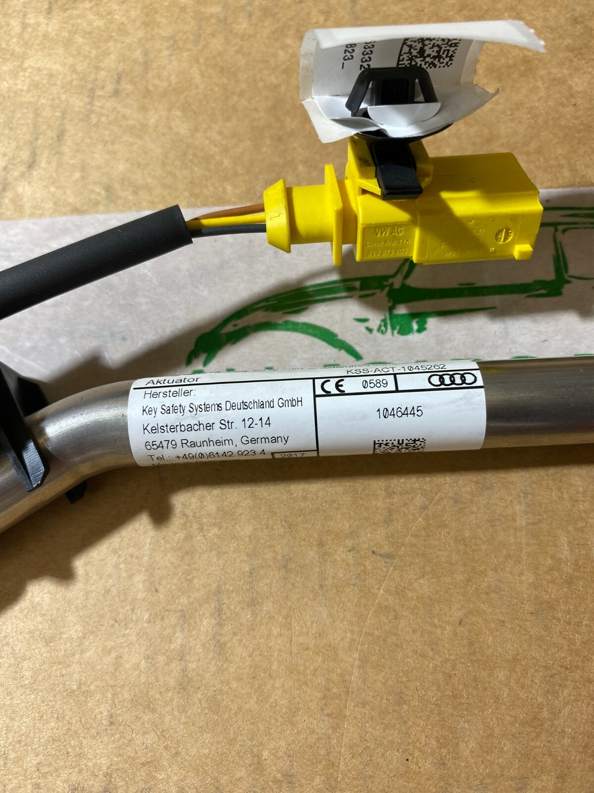 AUDI A5/S5/RS5 AUSLOSER FUR FUSSGANGER SCHUTZ 8W6823823 ORIGINAL NEU!!!! - Obrázek 4