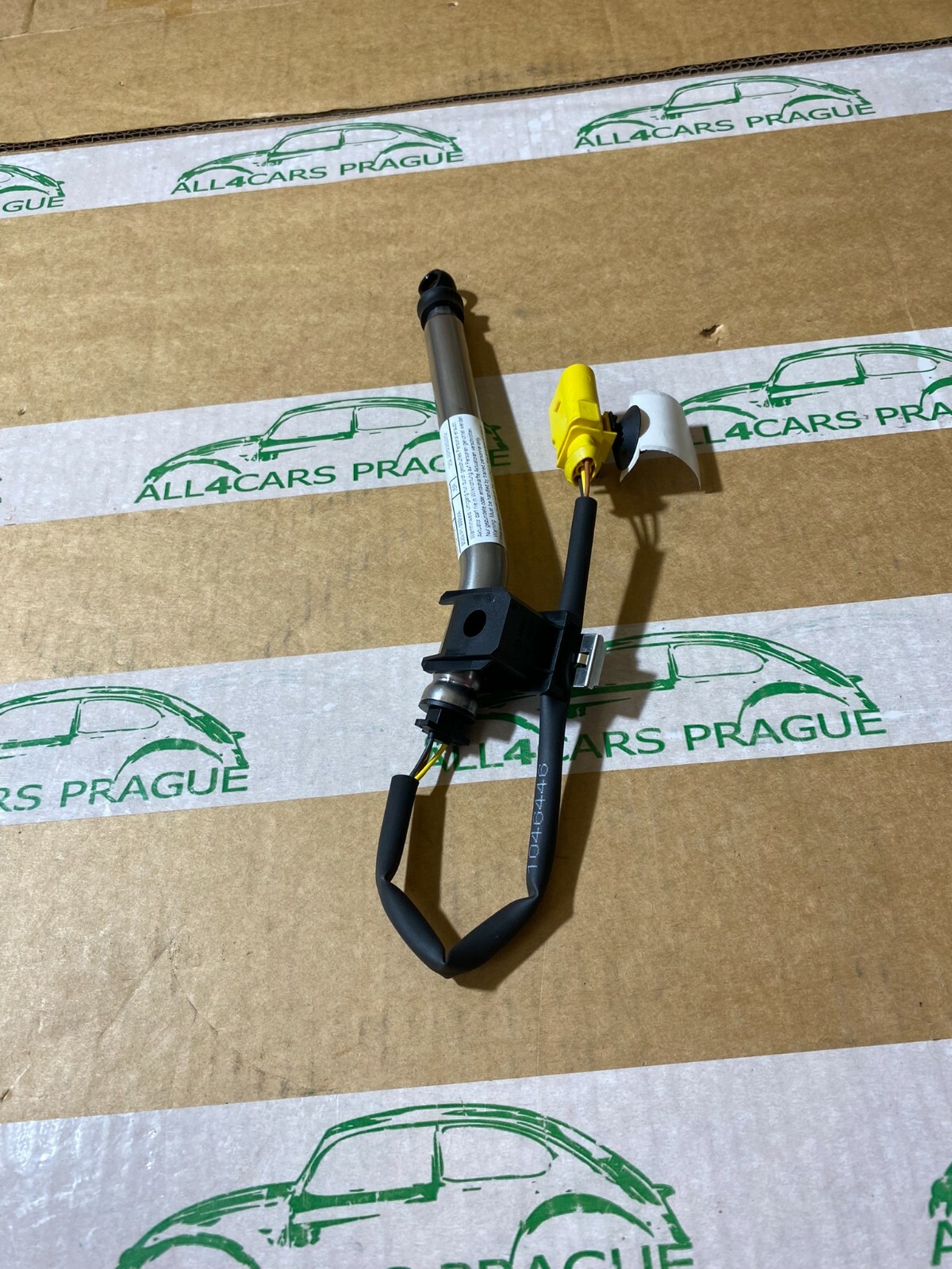 AUDI A5/S5/RS5 AUSLOSER FUR FUSSGANGER SCHUTZ 8W6823823 ORIGINAL NEU!!!! - Obrázek 9