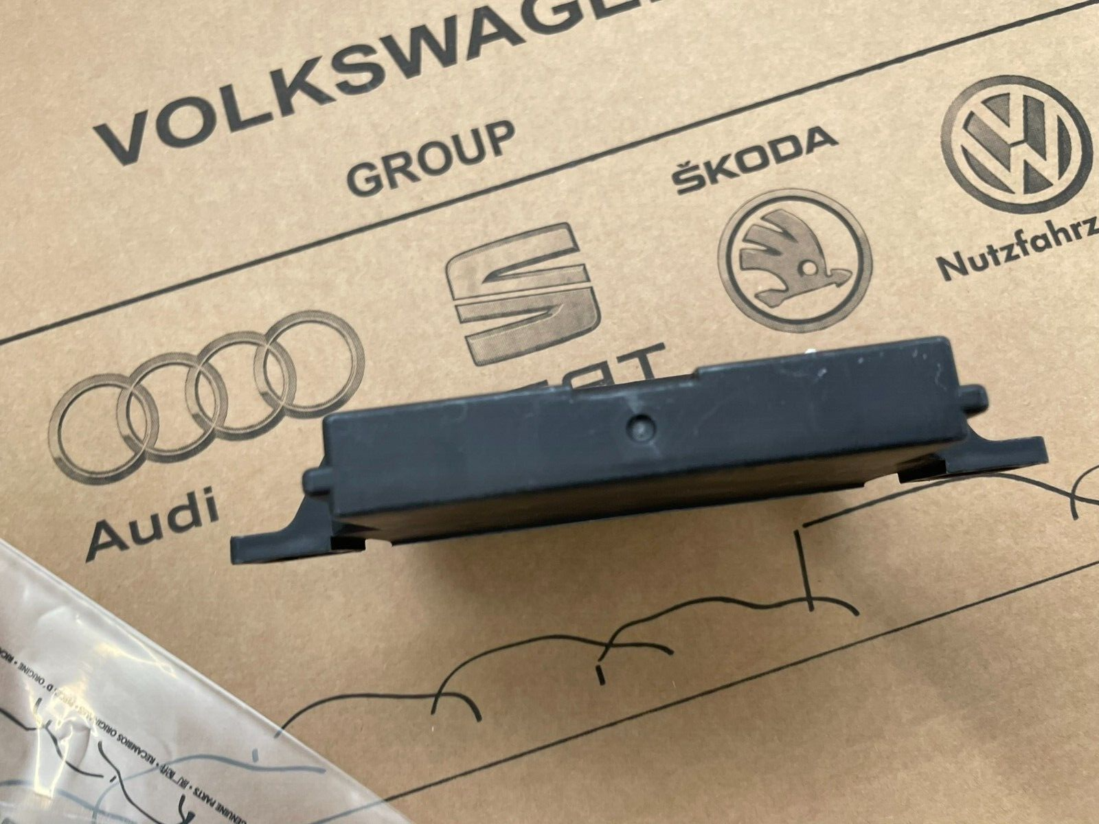 AUDI A6,A7,A8 VW.. DIAGNOSE-INTERFACE FÜR DATENBUS (GATEWAY) 4N2907468K ORIGINAL - Obrázek 15