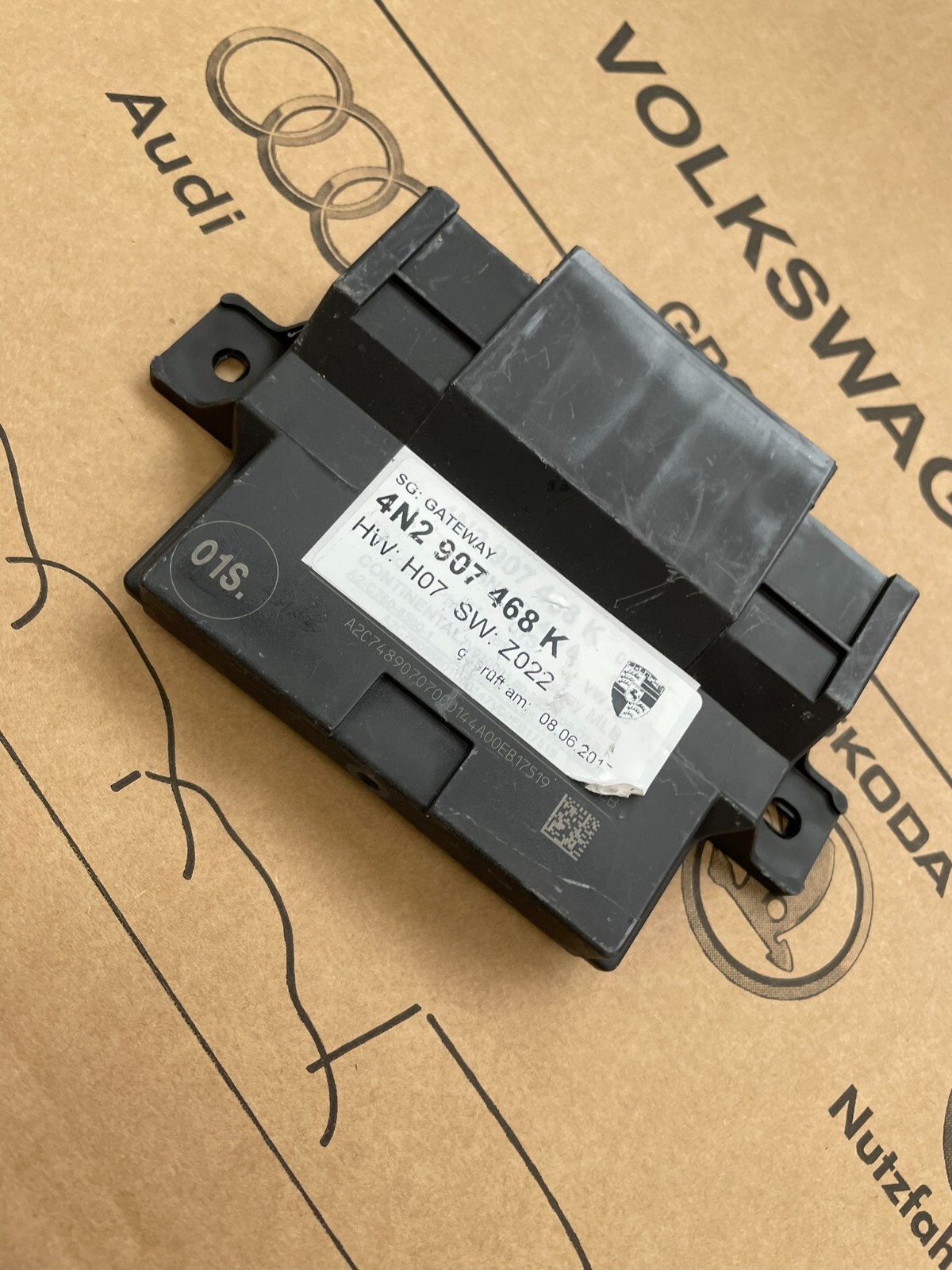 AUDI A6,A7,A8 VW.. DIAGNOSE-INTERFACE FÜR DATENBUS (GATEWAY) 4N2907468K ORIGINAL - Obrázek 9