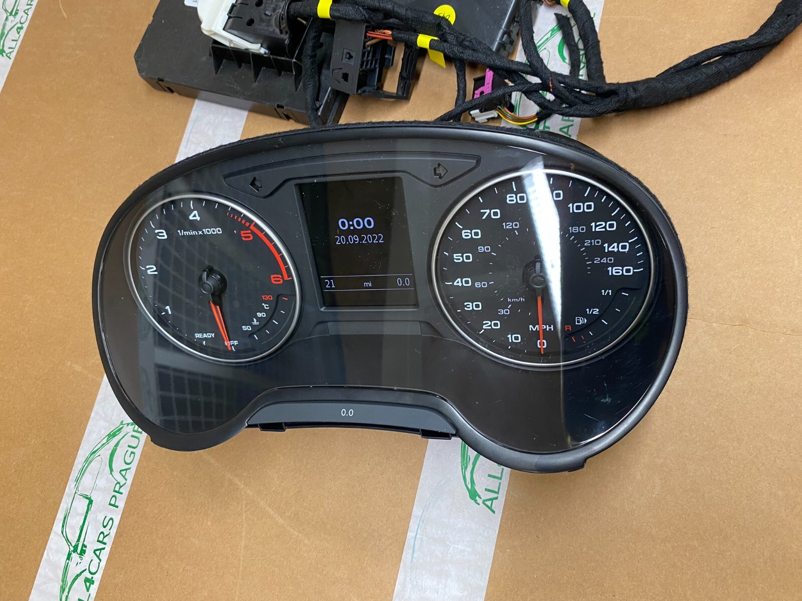 AUDI Q2 KOMBIINSTRUMENT MPH 81A920941C TACHO 21 MI. ONLY DEMONT FROM TEST CAR - Obrázek 3