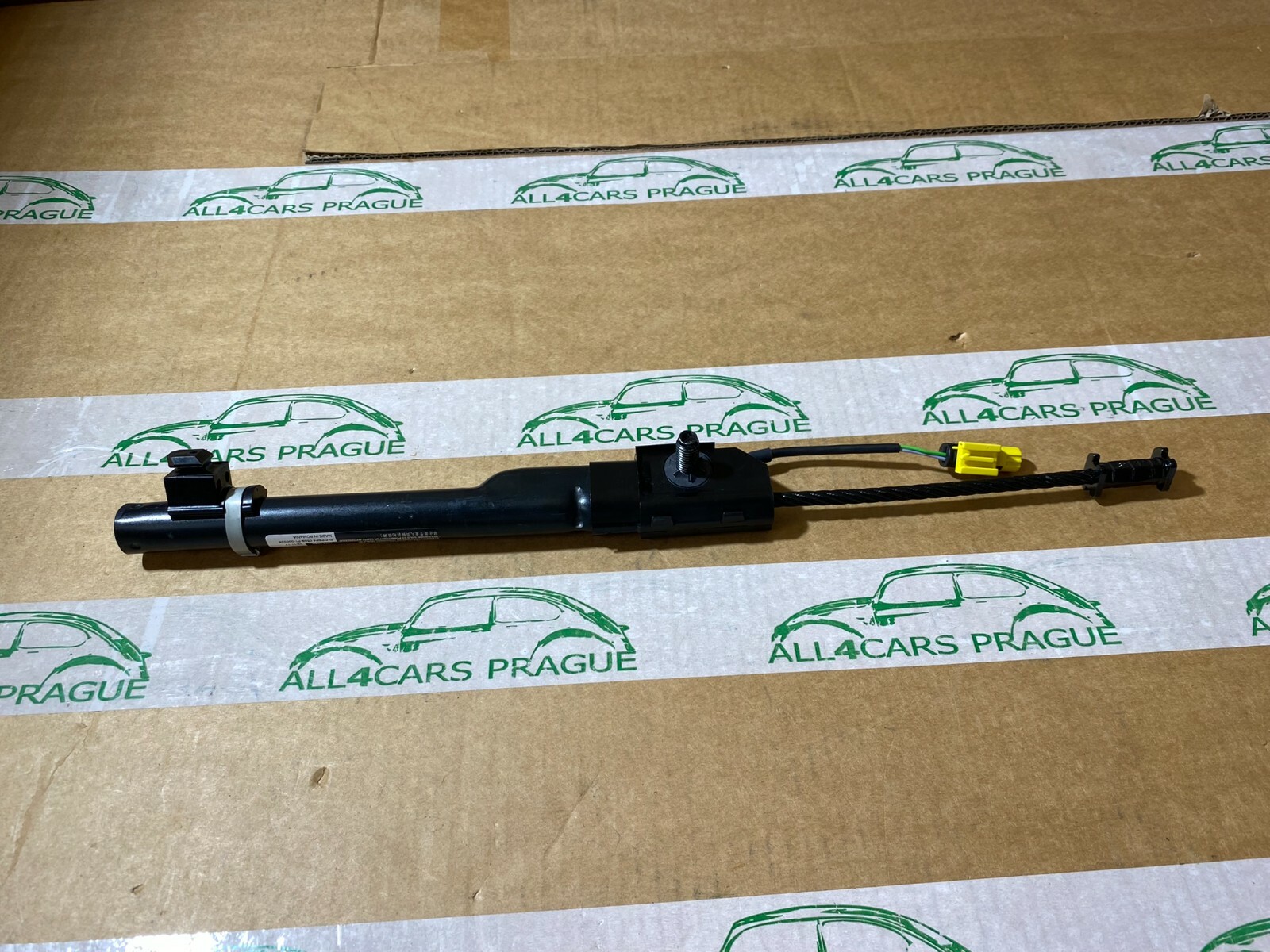 AUDI Q3/SPORTBACK 2012>>2018 GURTSTRAFFER LINKS 8U0857619 ORIG.NEU!!! - Obrázek 8