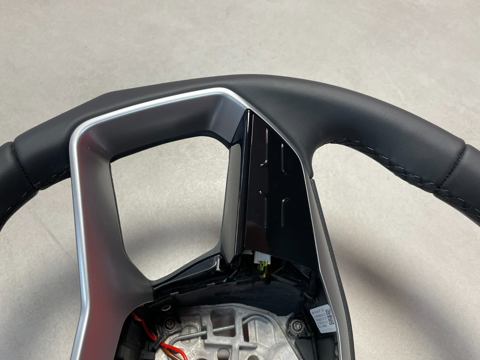 AUDI Q4 E-TRON LENKRAD BEHEIZT SPORT ABGEFLACHT 89A419091AP MIT ASSISTENTEN NEU - Obrázek 16