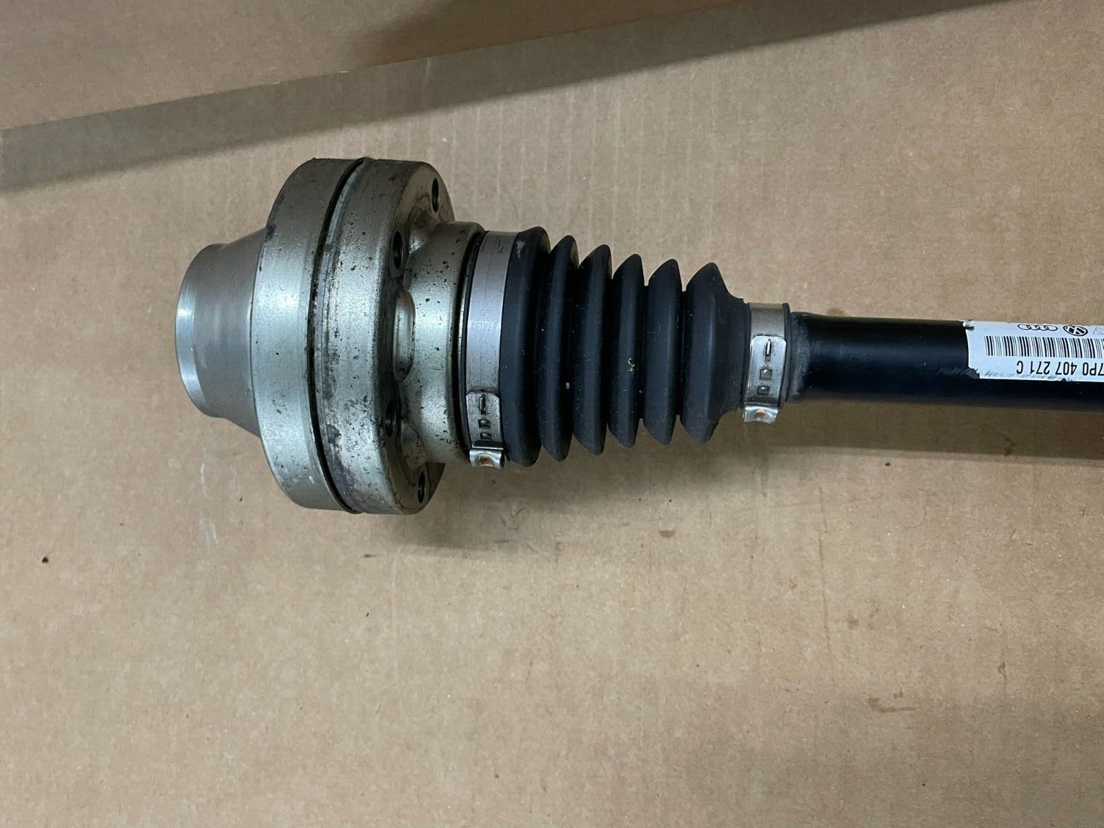 AUDI Q7 4L VW TOUAREG 7P GELENKWELLE 7P0407271C FAST NEU TEST WAGEN ORIG.VW TEIL - Obrázek 11