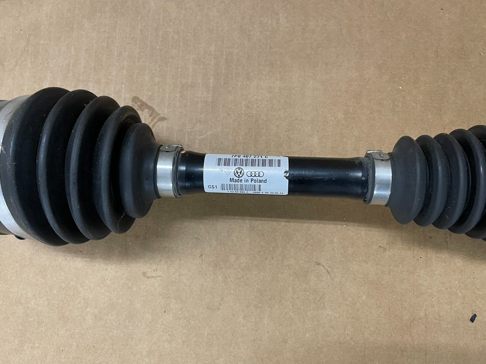 AUDI Q7 4L VW TOUAREG 7P GELENKWELLE 7P0407271C FAST NEU TEST WAGEN ORIG.VW TEIL - Obrázek 4