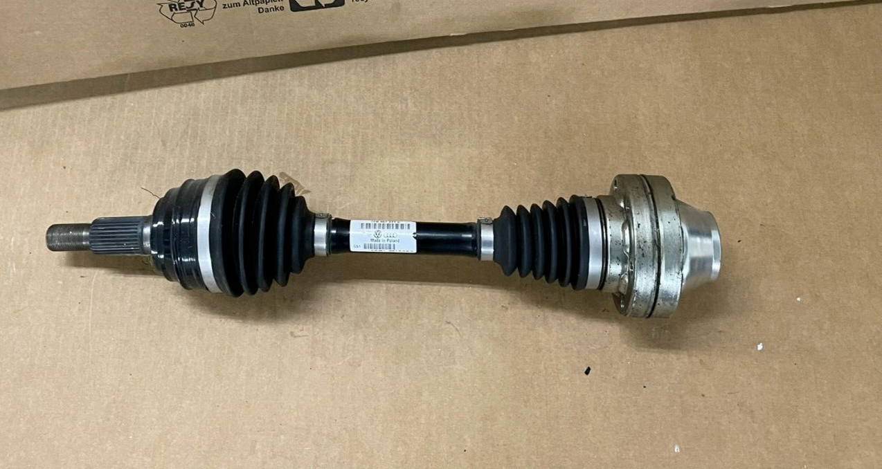 AUDI Q7 4L VW TOUAREG 7P GELENKWELLE 7P0407271C FAST NEU TEST WAGEN ORIG.VW TEIL