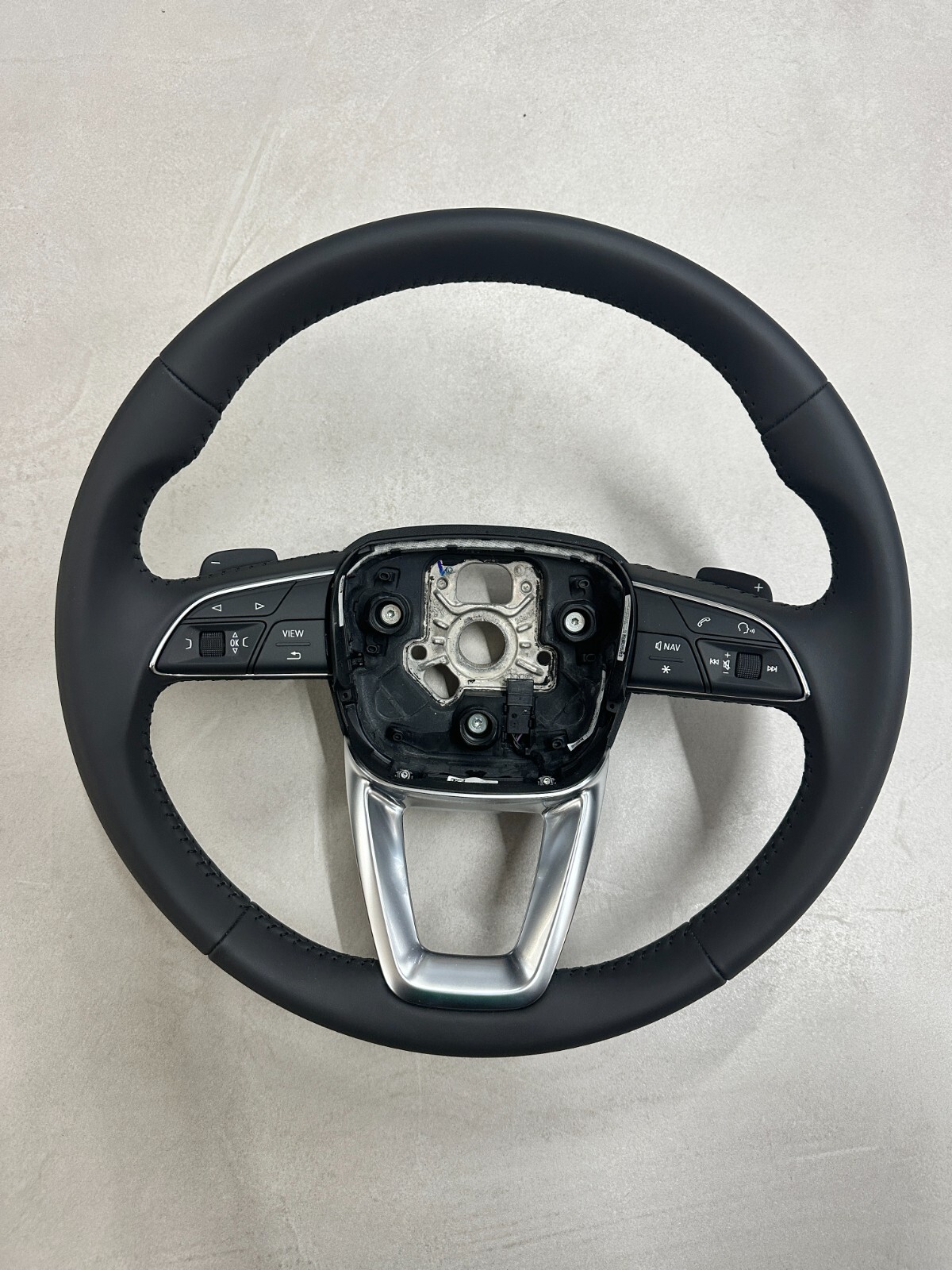 AUDI Q7 Q8 Q5 SPORT MULTIFUNKTION SCHALTWIPPEN LENKRAD SCHWARZ 4M0419091M ORIG..