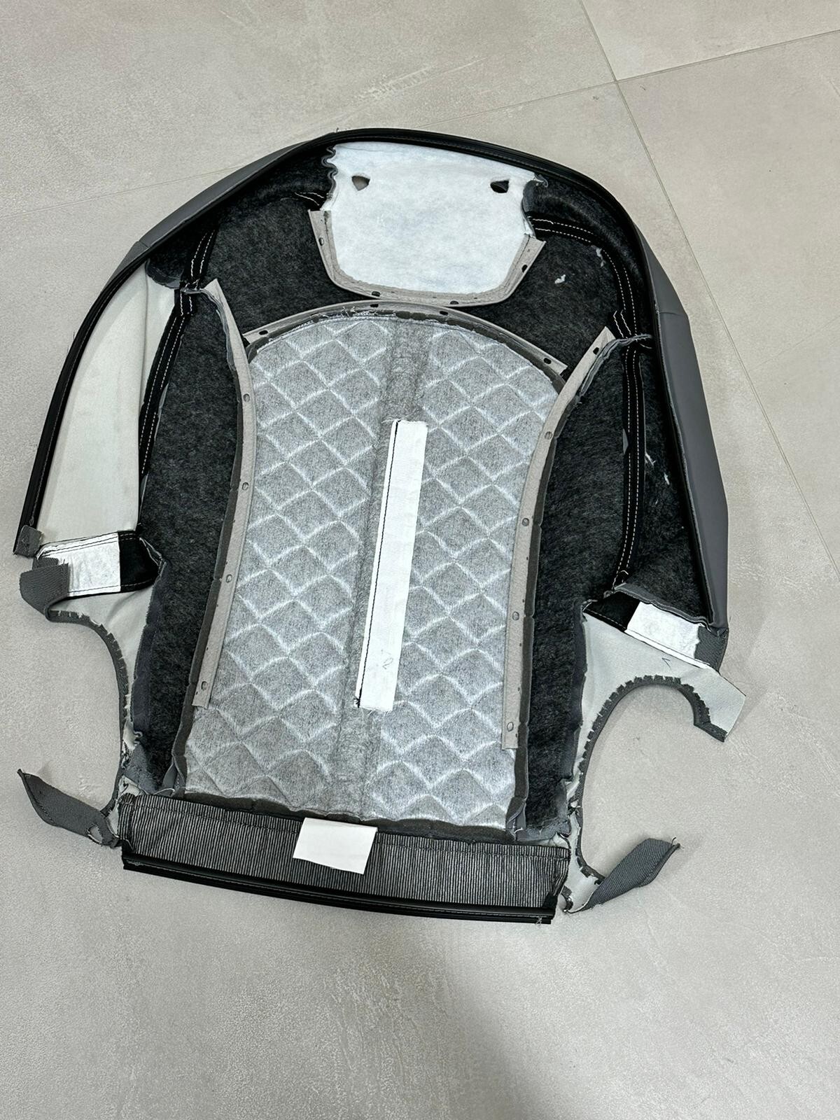 AUDI Q7 SQ7 BEZUG GRAU LEDER BEZUG HINTEN LINKS ORIGINAL AUDI TEIL VALCONA PLUS - Obrázek 12