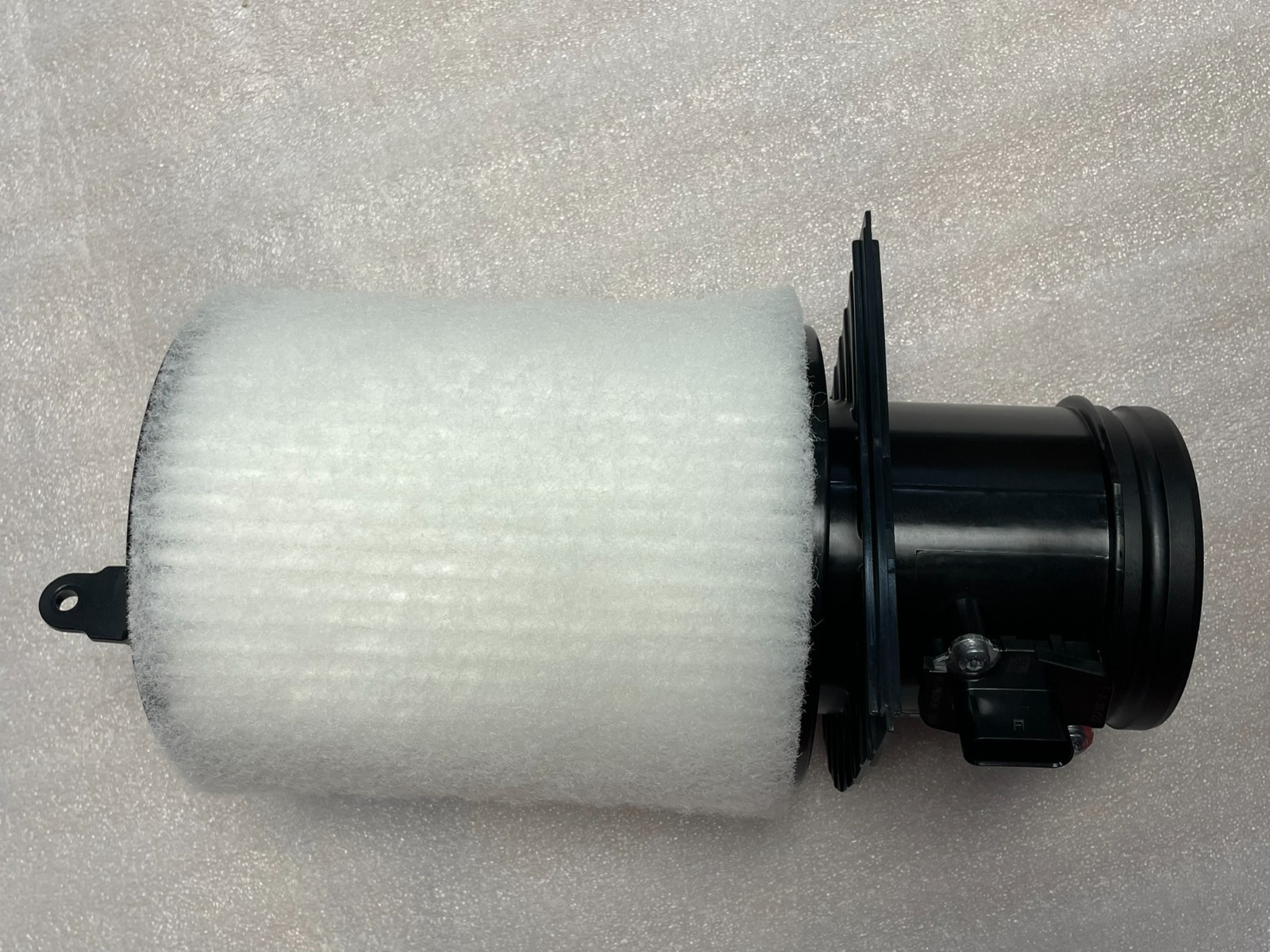 AUDI R8 LUFTFILTEREINSATZ LUFTMASSENMESSER SENZOR 420133844E 420133471 ORIG NEU - Obrázek 13