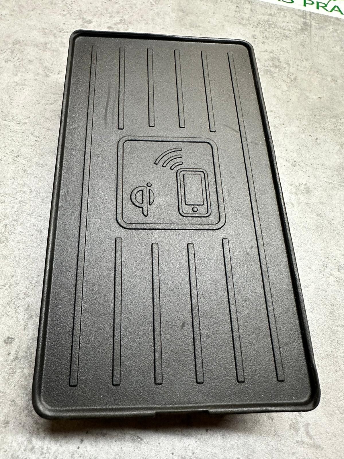 AUDI SEAT KOPPELANTENNE KOMFORT TELEFONIE INDUKTIV QI LADEN 81A035502 ORIGINAL - Obrázek 3