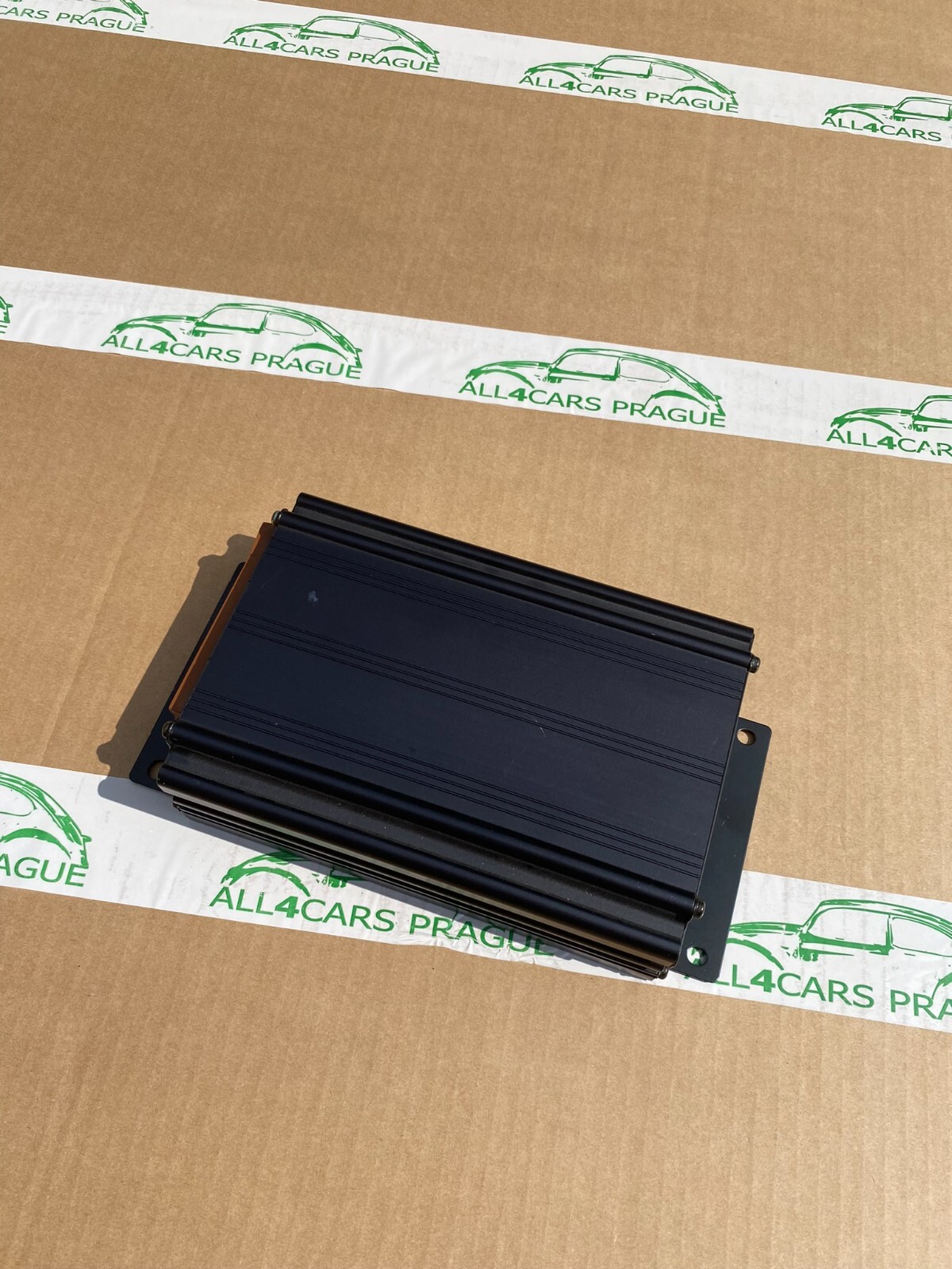 AUDI TT BOSE VERSTÄRKER 355019 AVANT ENDSTUFE AMP 3512 DEMONT VOM TEST CAR - Obrázek 4