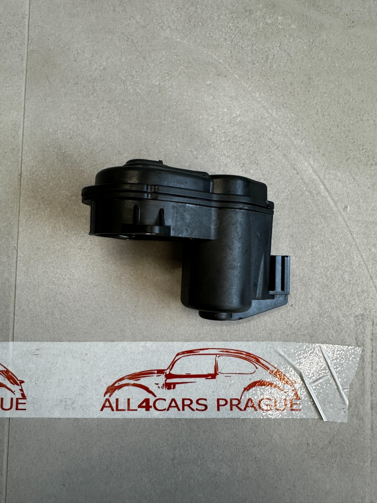 AUDI VW BENTLEY STELLMOTOR FÜR ELEKTRISCHE BREMSSATTEL L-R REAR 4M0998281 ORIG.