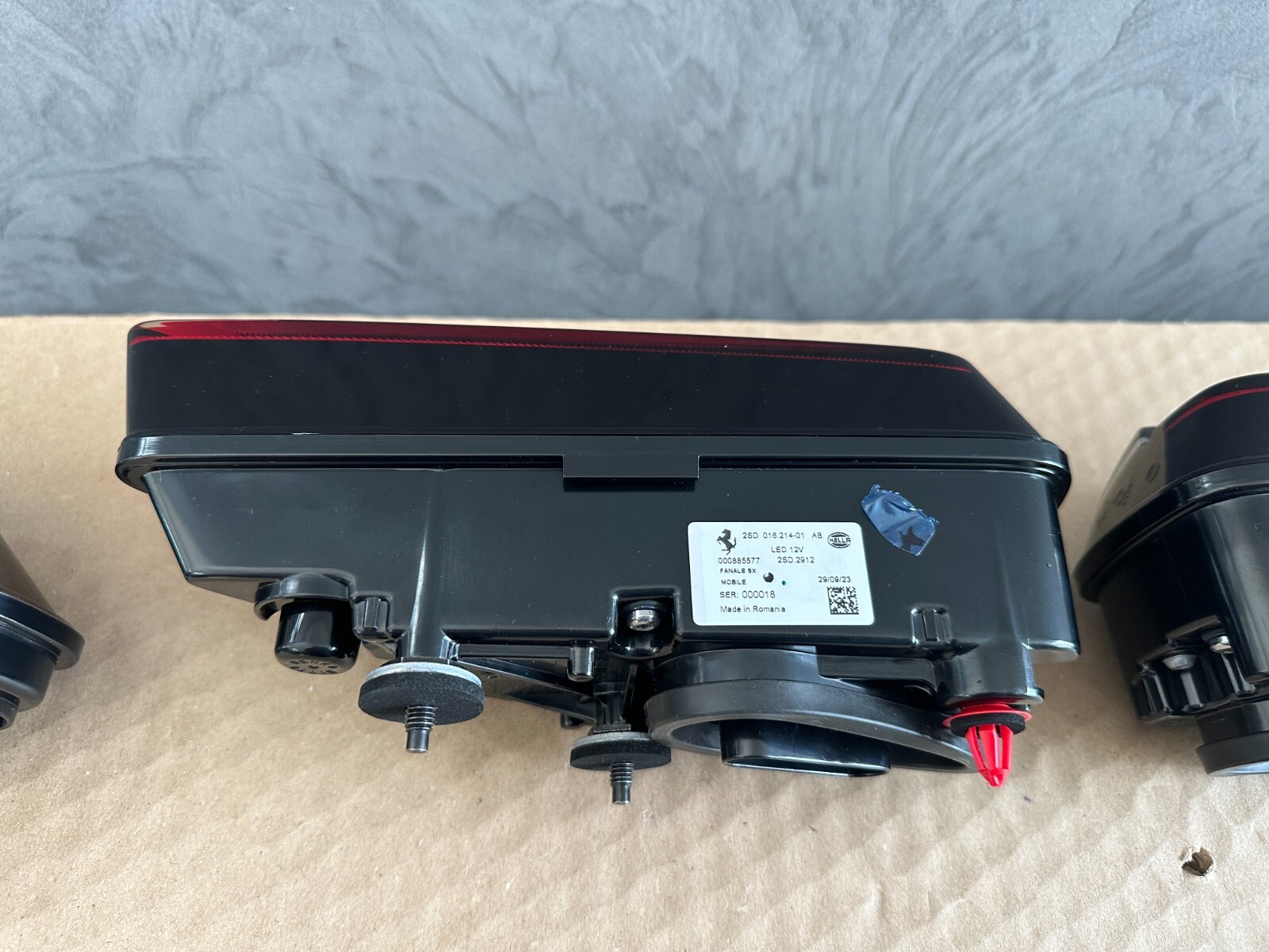 FERRARI PUROSANGUE REAR HEADLIGHTS COMPLETE SET - Obrázek 15