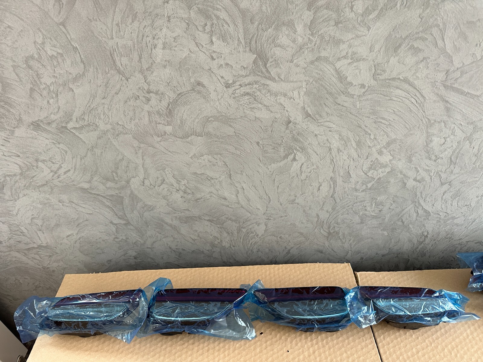 FERRARI PUROSANGUE REAR HEADLIGHTS COMPLETE SET - Obrázek 9