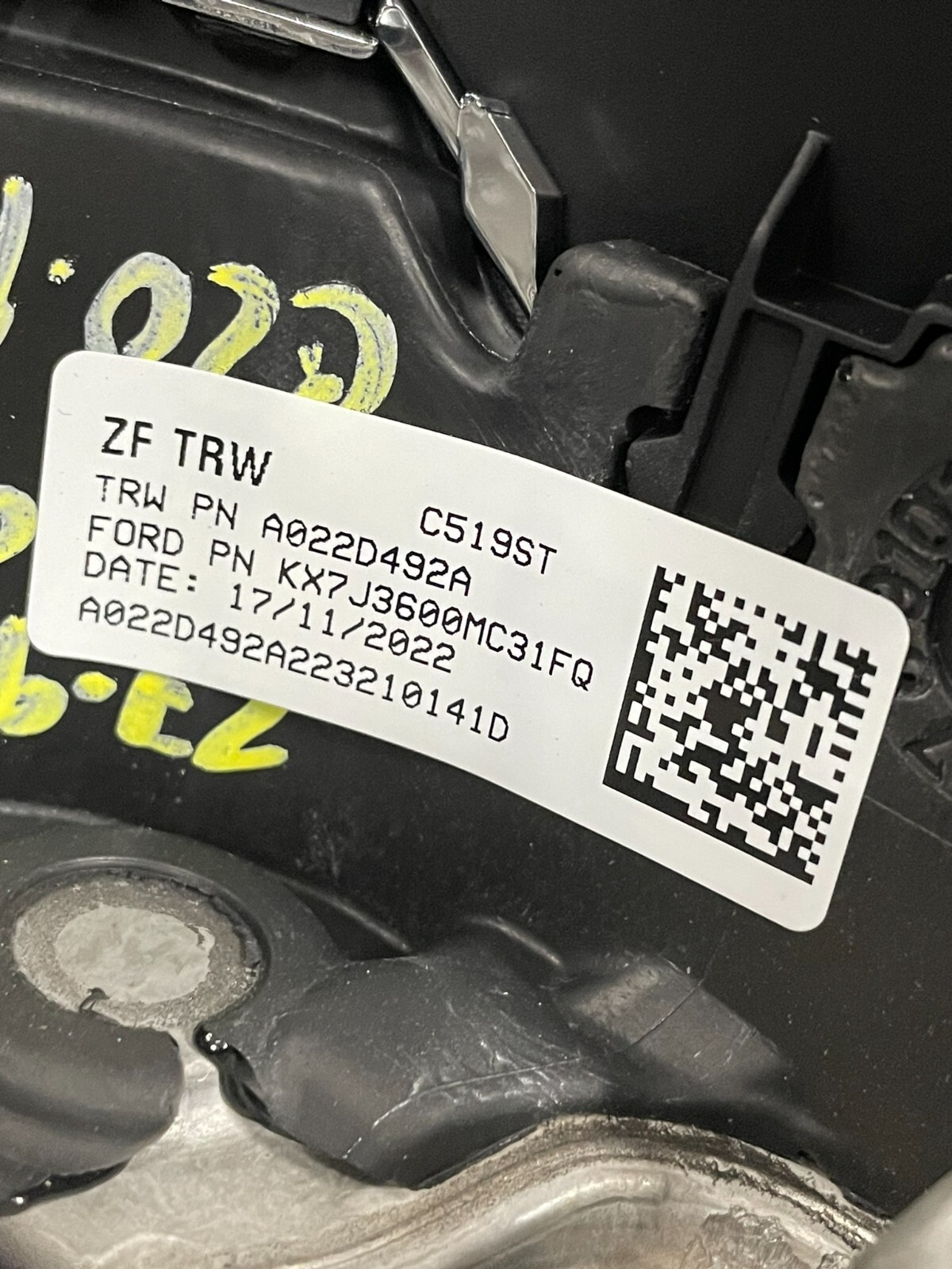 FORD FOCUS ST-LINE SPORTLENKRAD ABGEFLACHT MULTIFUNKTIONAL 21816000129 ORIG NEU - Obrázek 7