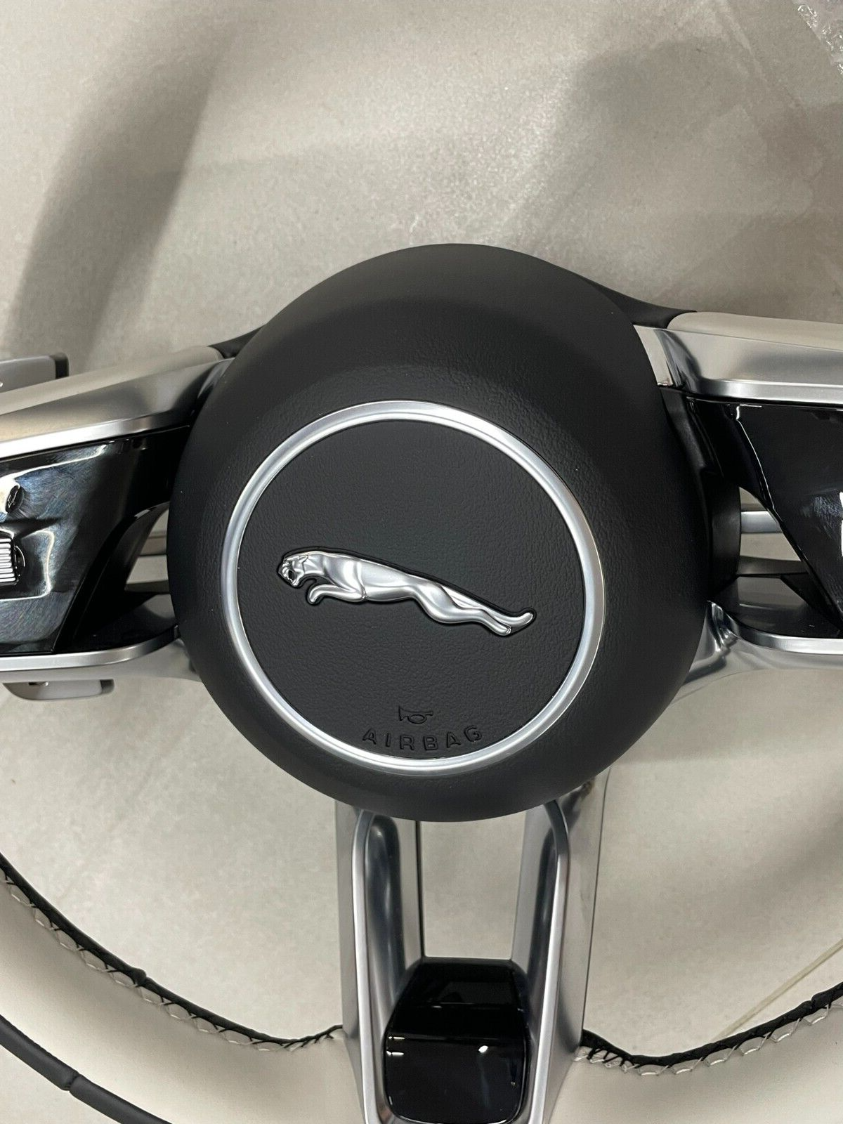 JAGUAR LENKRAD SPORT LEDER MULTIFUNKTION MIT PADELS MIT AIRBAG ORIG.NEU - Obrázek 11