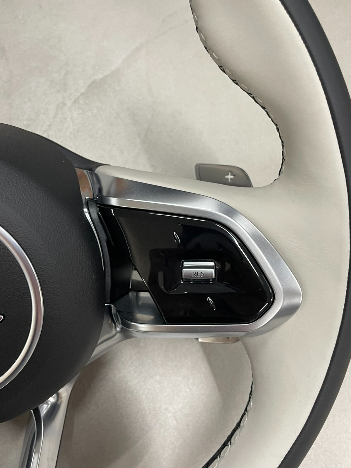 JAGUAR LENKRAD SPORT LEDER MULTIFUNKTION MIT PADELS MIT AIRBAG ORIG.NEU - Obrázek 5