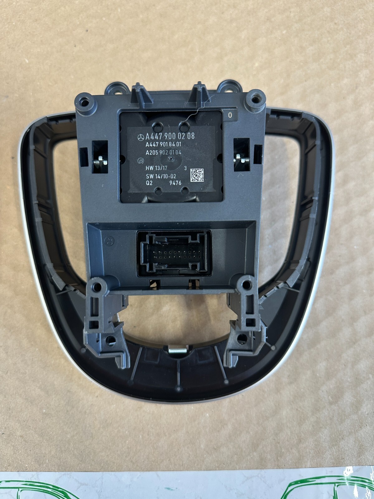 MERCEDES W447 V-KLASSE TOUCH PAD BEDIENTEIL MITTELKONSOLE SCHALTER A4479000208.. - Obrázek 4