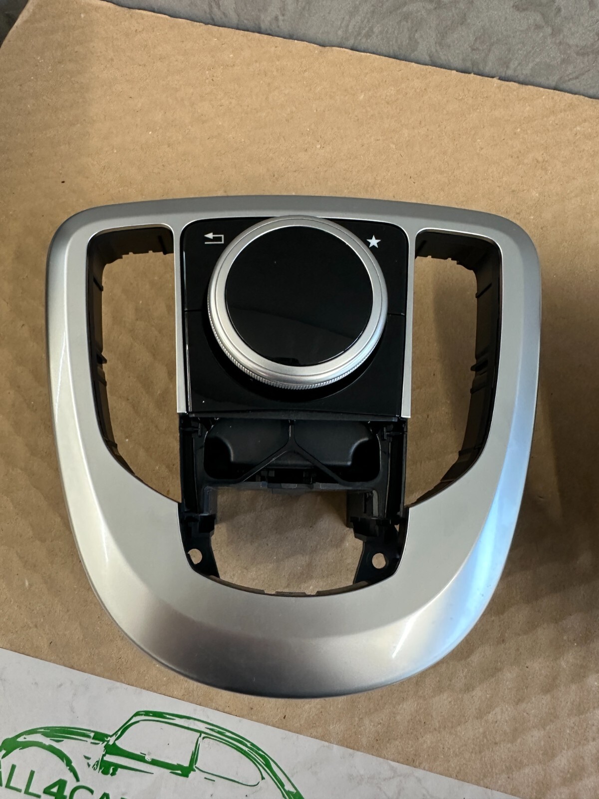 MERCEDES W447 V-KLASSE TOUCH PAD BEDIENTEIL MITTELKONSOLE SCHALTER A4479000208.. - Obrázek 9