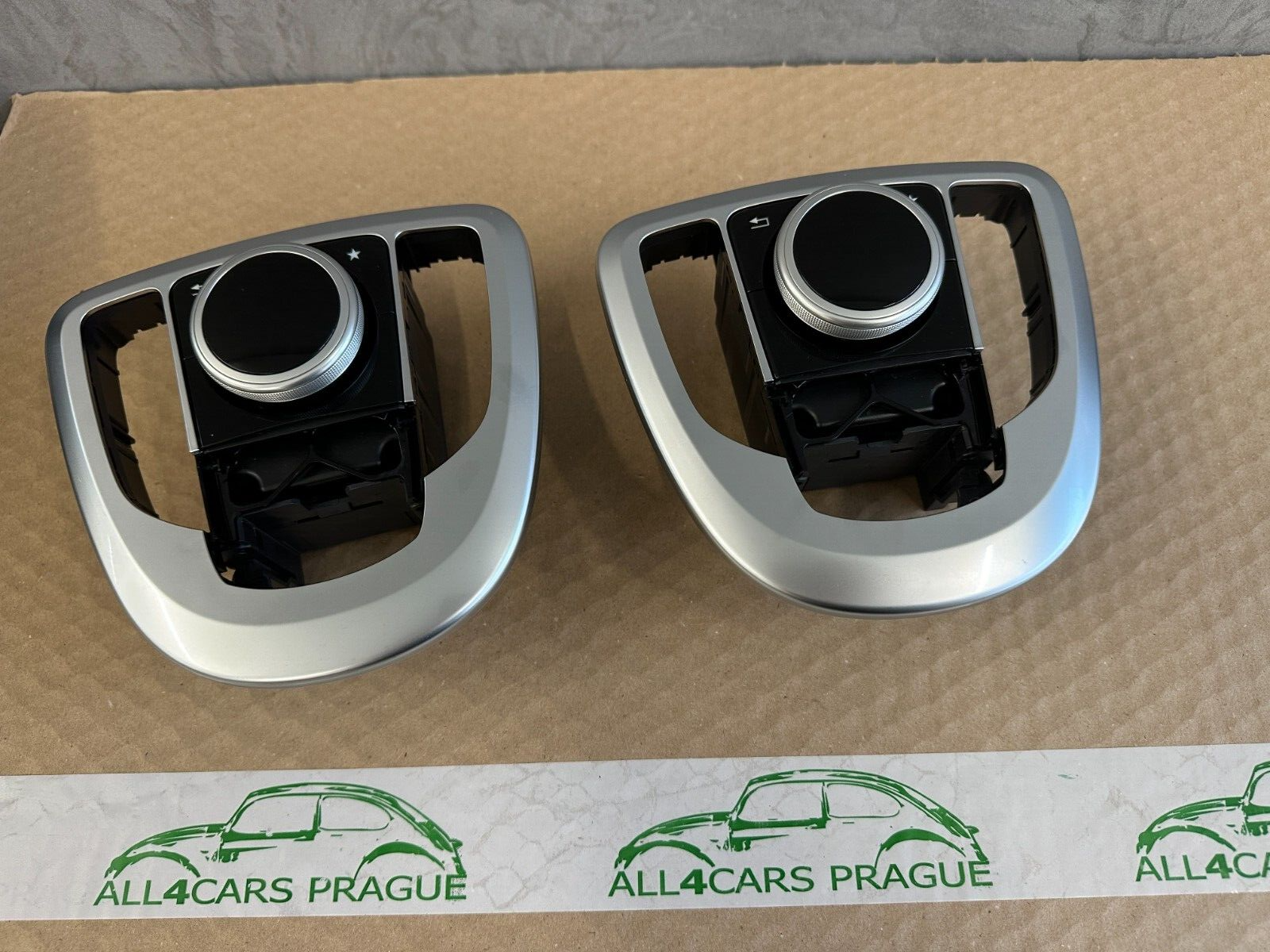 MERCEDES W447 V-KLASSE TOUCH PAD BEDIENTEIL MITTELKONSOLE SCHALTER A4479000208..