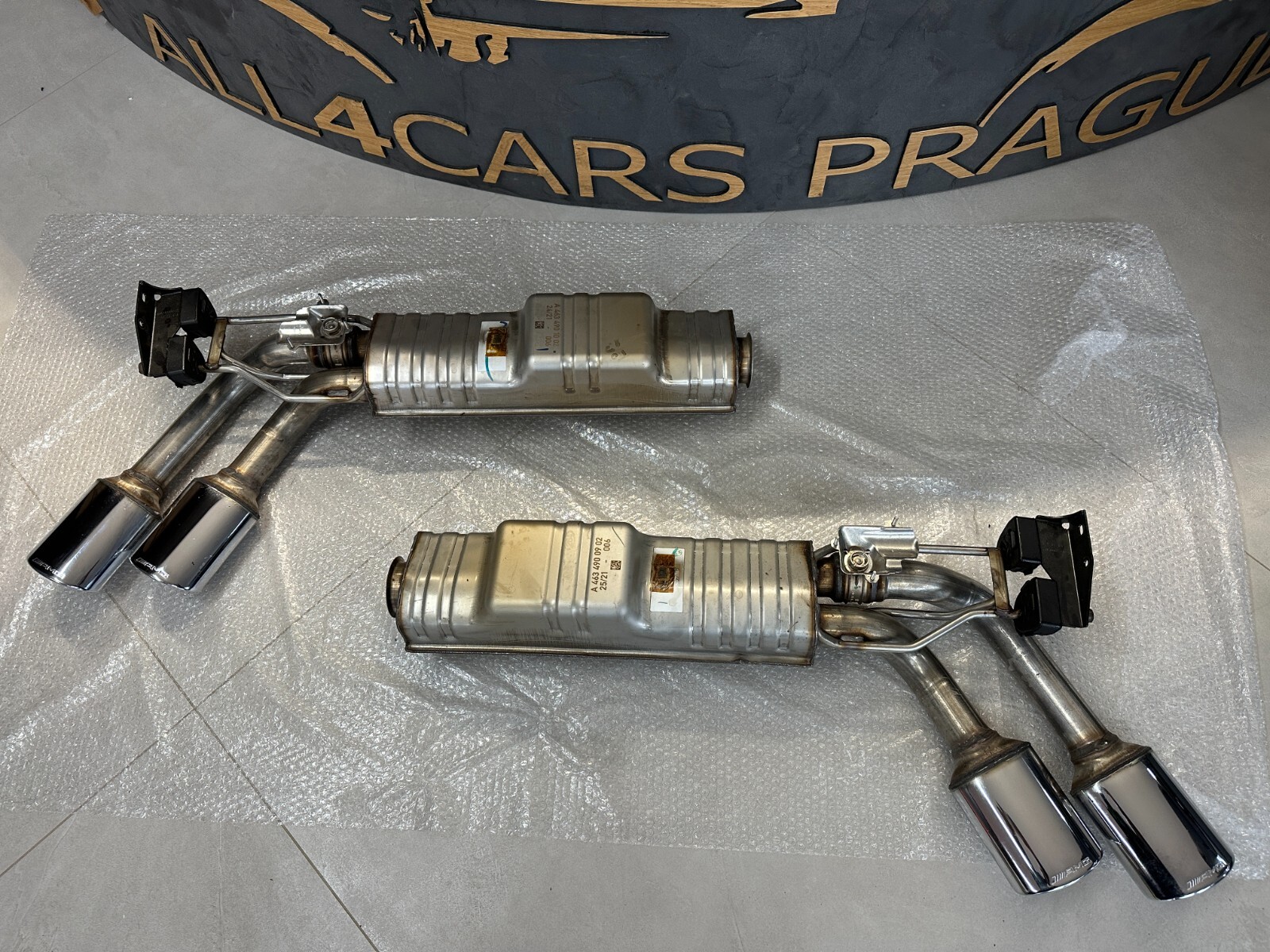 MERCEDES W463 A G63 AMG AUSPUFF ENDSCHALLDÄMPFER ESD A4634900902 A4634901002