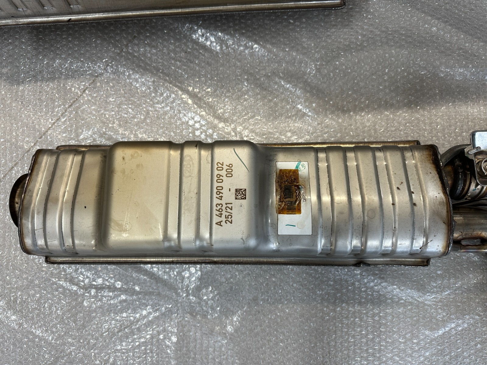 MERCEDES W463 A G63 AMG AUSPUFF ENDSCHALLDÄMPFER ESD A4634900902 A4634901002 - Obrázek 4