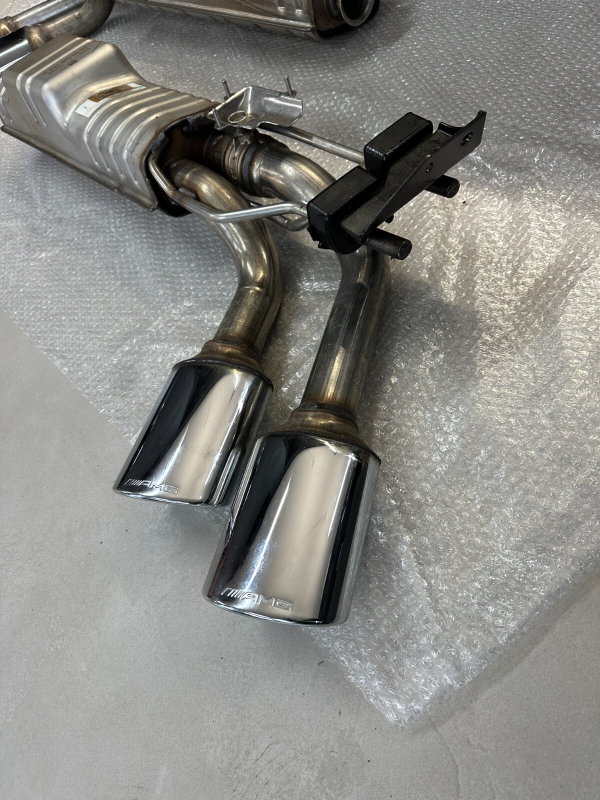 MERCEDES W463 A G63 AMG AUSPUFF ENDSCHALLDÄMPFER ESD A4634900902 A4634901002 - Obrázek 6