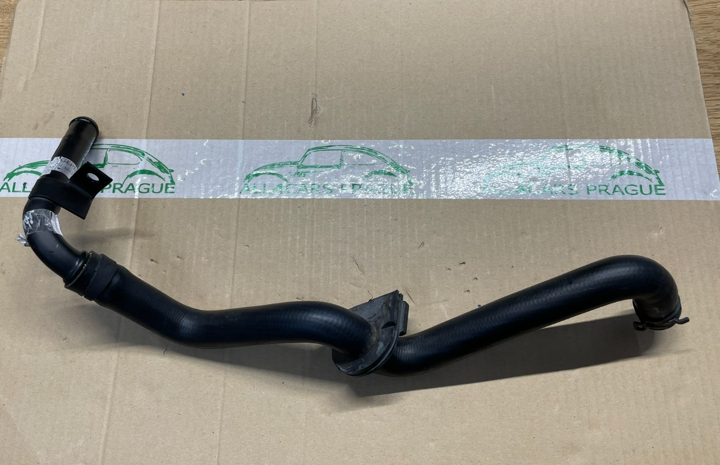 PORSCHE CAYENNE 92A HYBRID KÜHLWASSER KÜHLMITTELROHR 7P0121070T + 7P6121096A