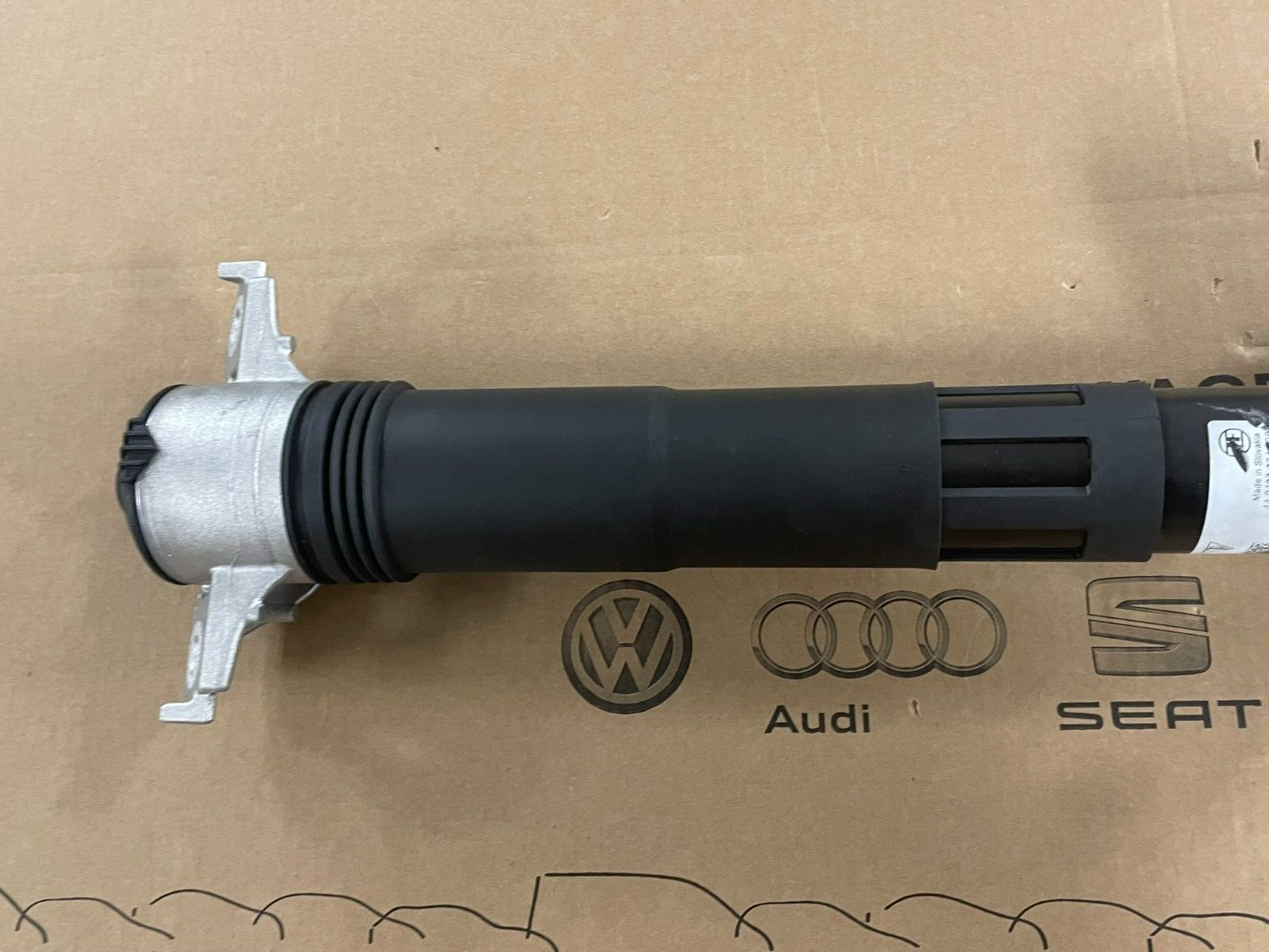 PORSCHE CAYENNE 9YA-2 STOSSDÄMPFER ELEKTRISCH HINTER RECHTS 9Y0513028F ORIG.NEU - Obrázek 16