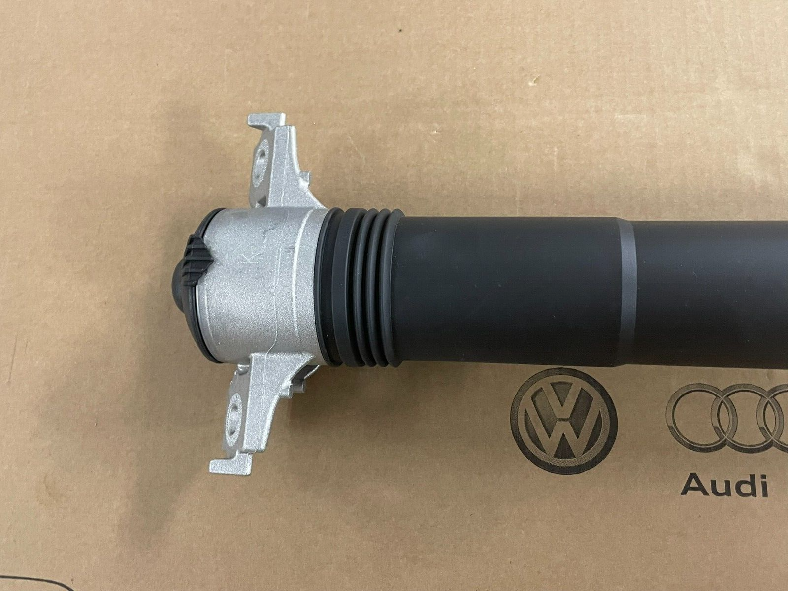 PORSCHE CAYENNE 9YA-2 STOSSDÄMPFER ELEKTRISCH HINTER RECHTS 9Y0513028F ORIG.NEU - Obrázek 18