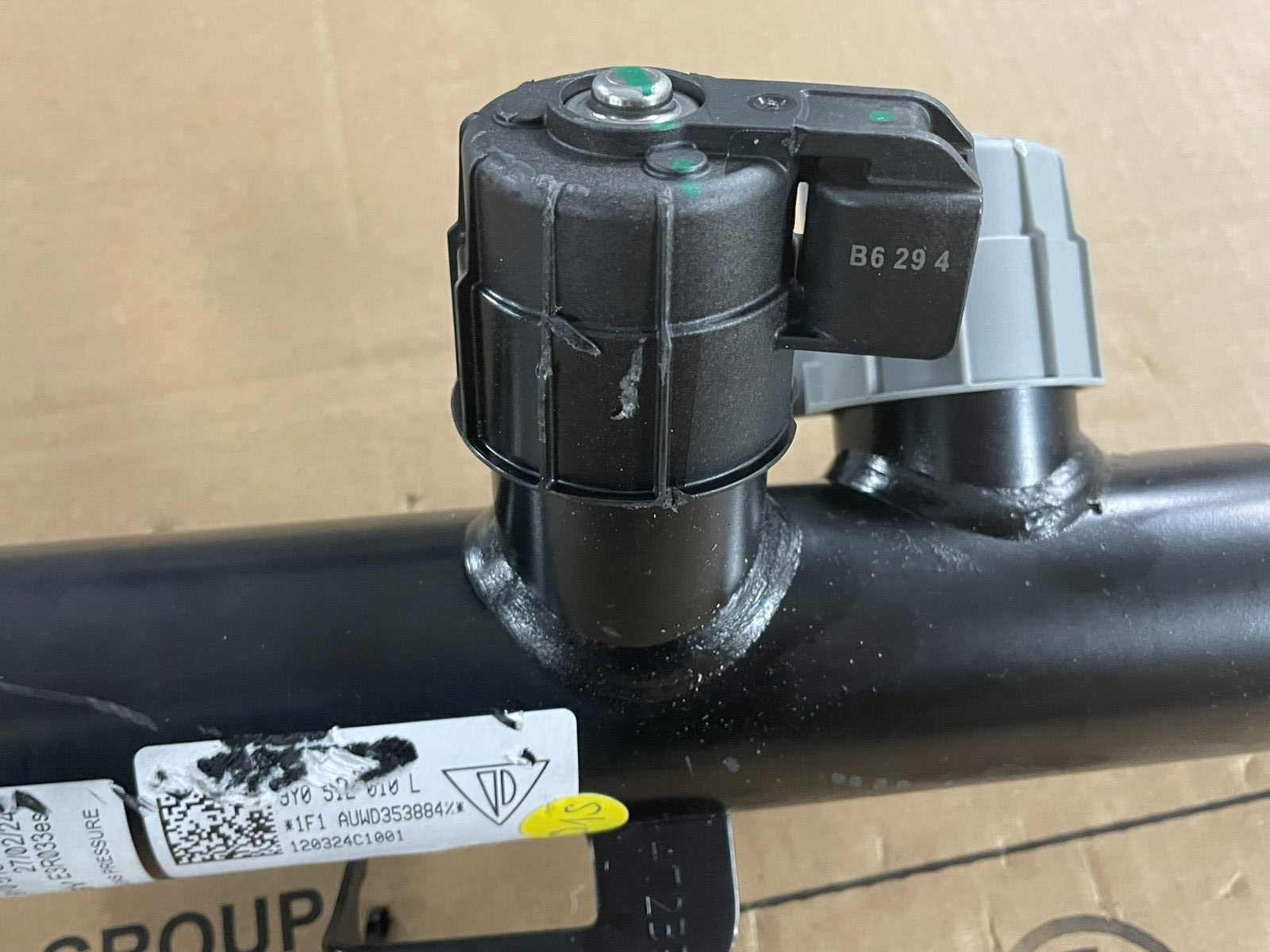 PORSCHE CAYENNE 9YA-2 STOSSDÄMPFER ELEKTRISCH HINTER RECHTS 9Y0513028F ORIG.NEU - Obrázek 23