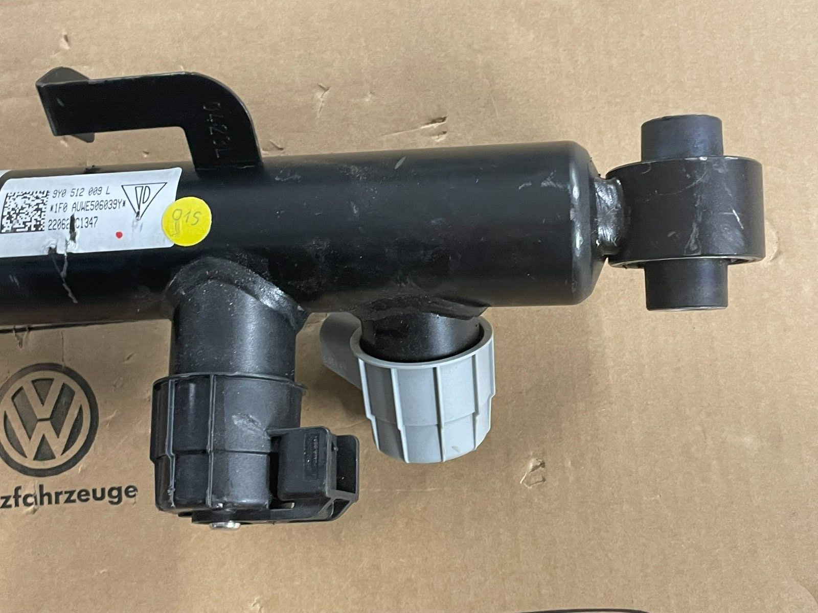 PORSCHE CAYENNE 9YA-2 STOSSDÄMPFER ELEKTRISCH HINTERACHSE LINKS 9Y0513027F NEU - Obrázek 13