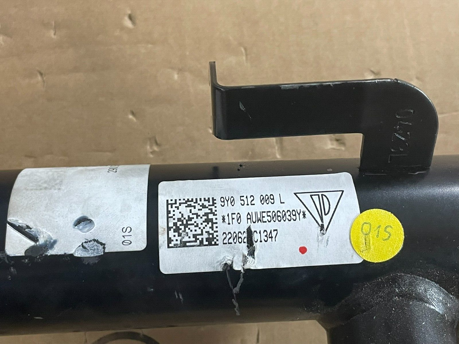 PORSCHE CAYENNE 9YA-2 STOSSDÄMPFER ELEKTRISCH HINTERACHSE LINKS 9Y0513027F NEU - Obrázek 4