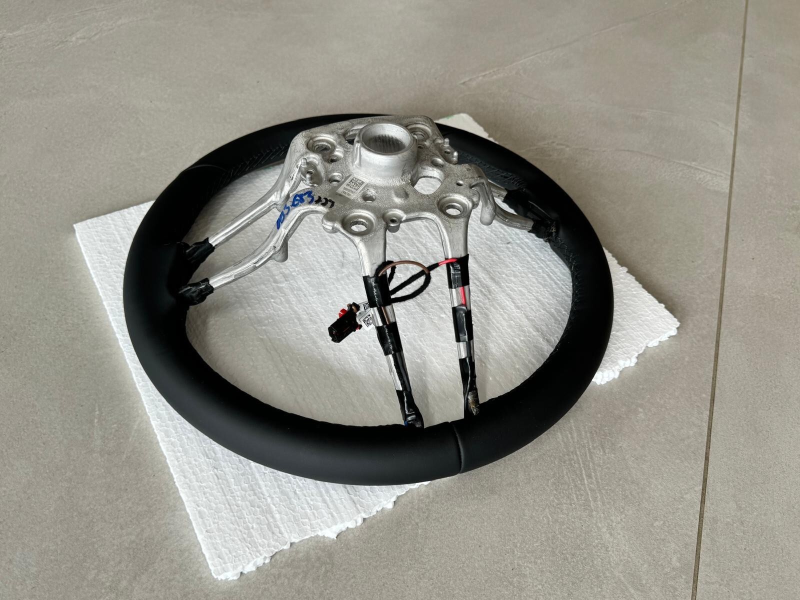 PORSCHE LEERES RAHMEN LENKRAD BEHEIZT SCHWARZ LEDER STEERING WHEEL FRAME NEW !!! - Obrázek 20