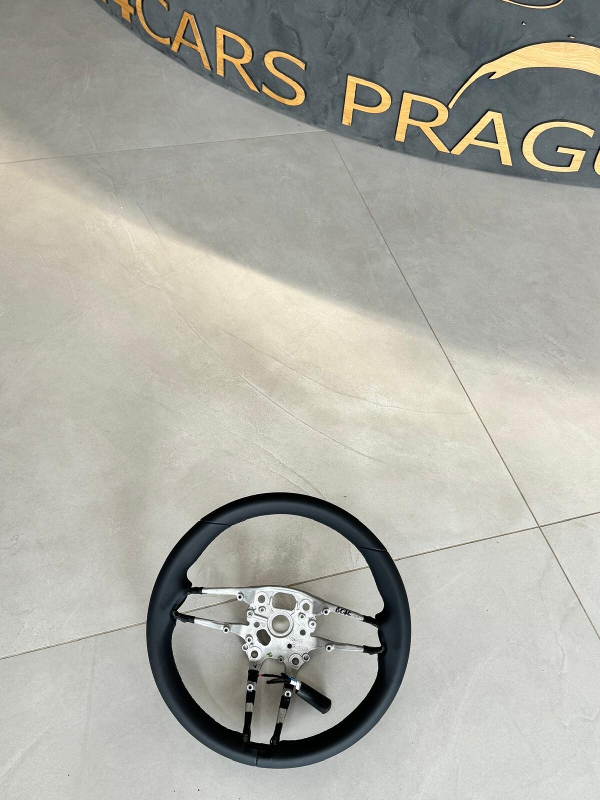 PORSCHE LEERES RAHMEN LENKRAD BEHEIZT SCHWARZ LEDER STEERING WHEEL FRAME NEW !!! - Obrázek 4