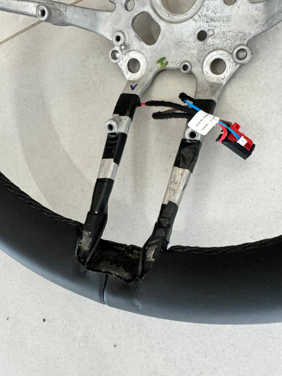 PORSCHE LEERES RAHMEN LENKRAD BEHEIZT SCHWARZ LEDER STEERING WHEEL FRAME NEW !!! - Obrázek 9