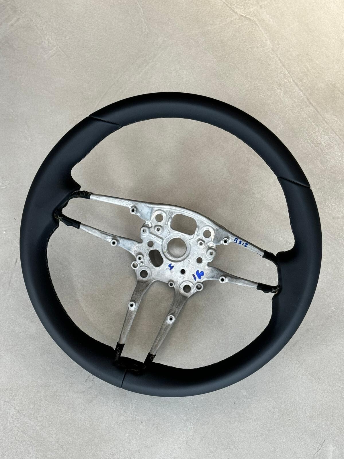 PORSCHE LEERES RAHMEN LENKRAD SPORT LEDER SCHWARZ STEERING WHEEL FRAME BLACK NEW - Obrázek 7